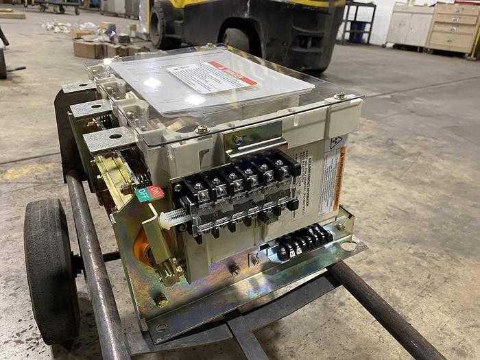 TOSHIBA HCV-1JBU VACUUM CONTACTOR 208-1500V 600A 42KA INT. 100-240V CONTROL - AC CONTACTOR