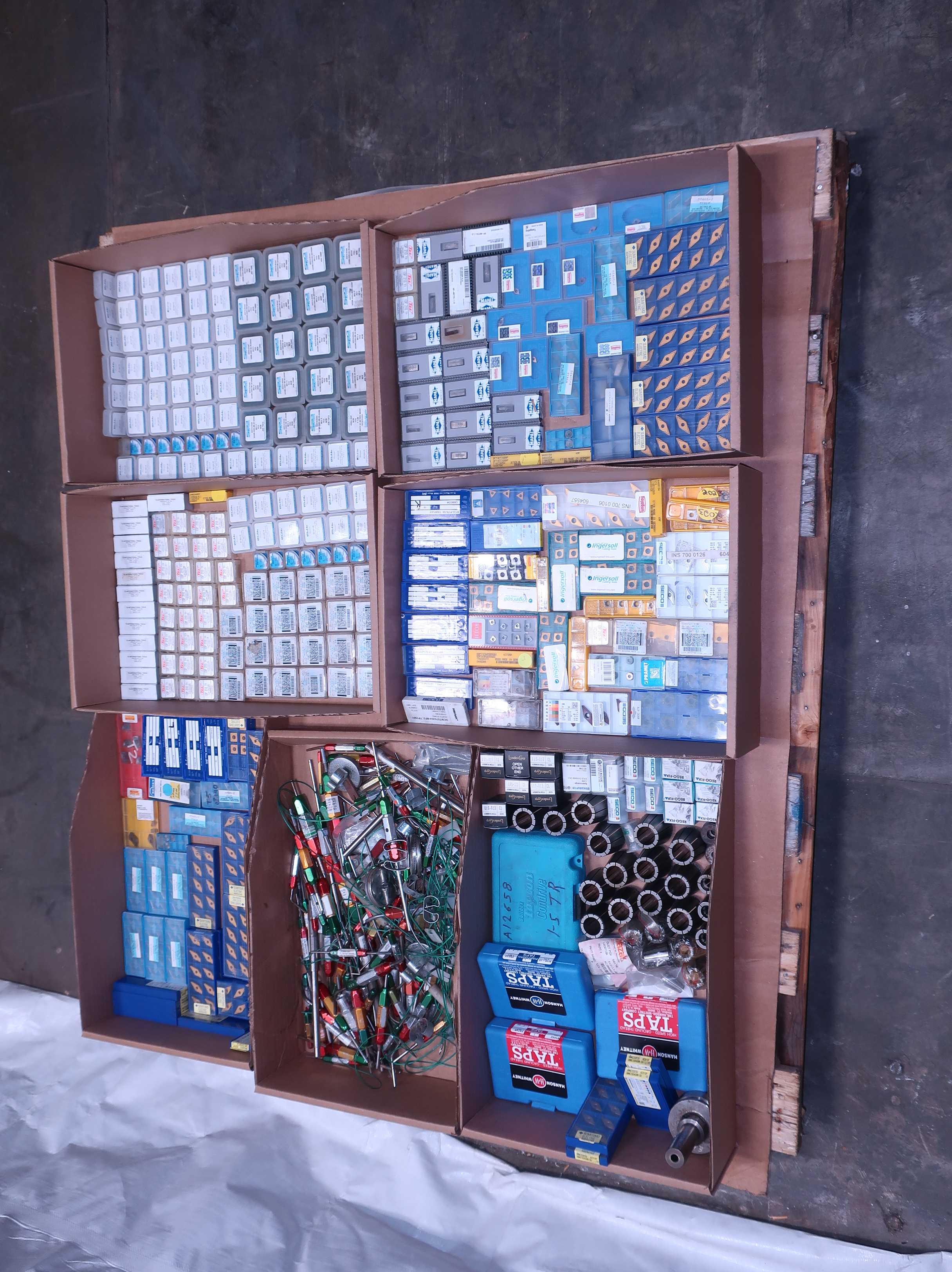PALLET OF ASSORTED TOOLS - TOOLS