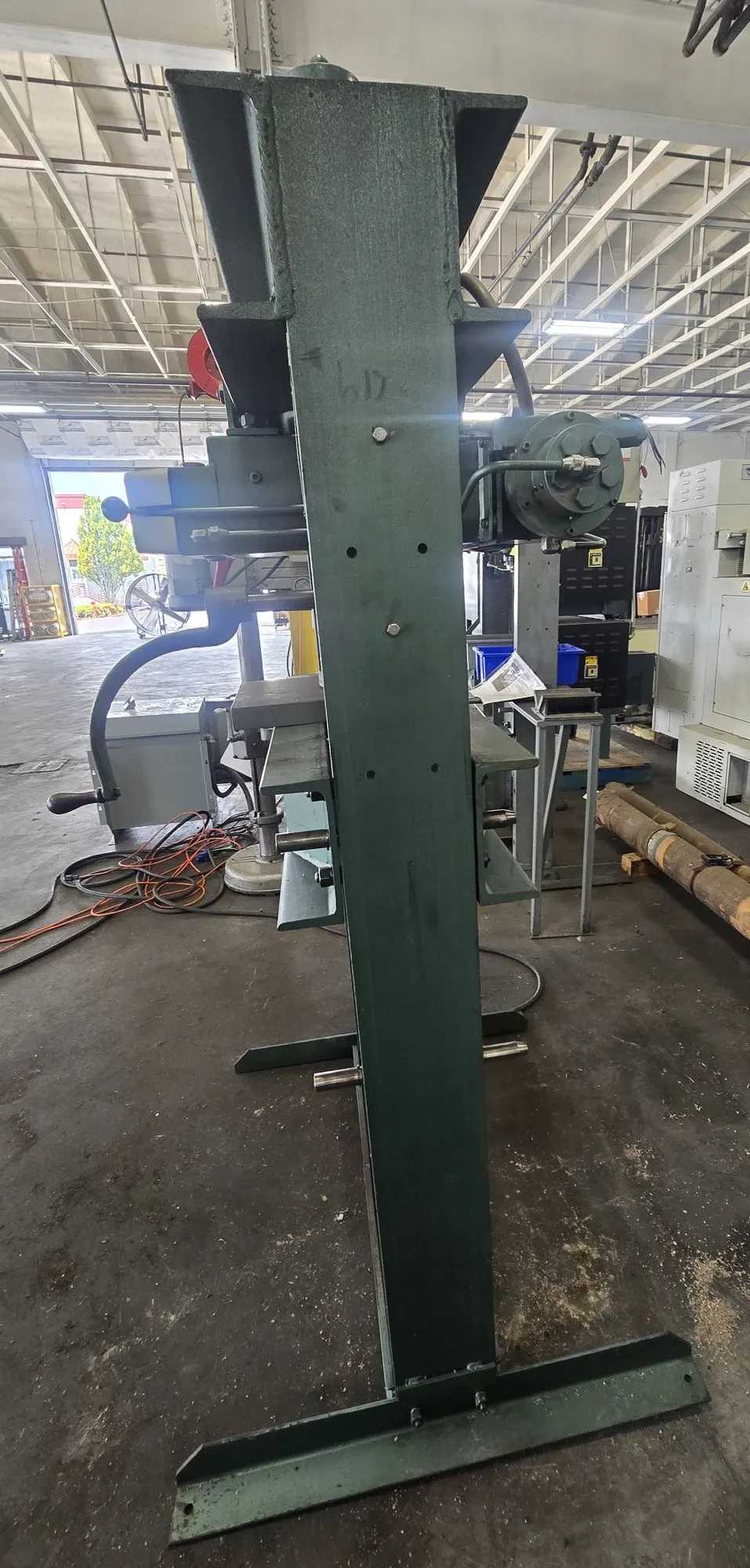 DAKE 5-050 ELEC-DRAULIC H FRAME PRESS 50-TON 2HP 3PH 220V/440V 1800RPM - HYDRAULIC PRESSES