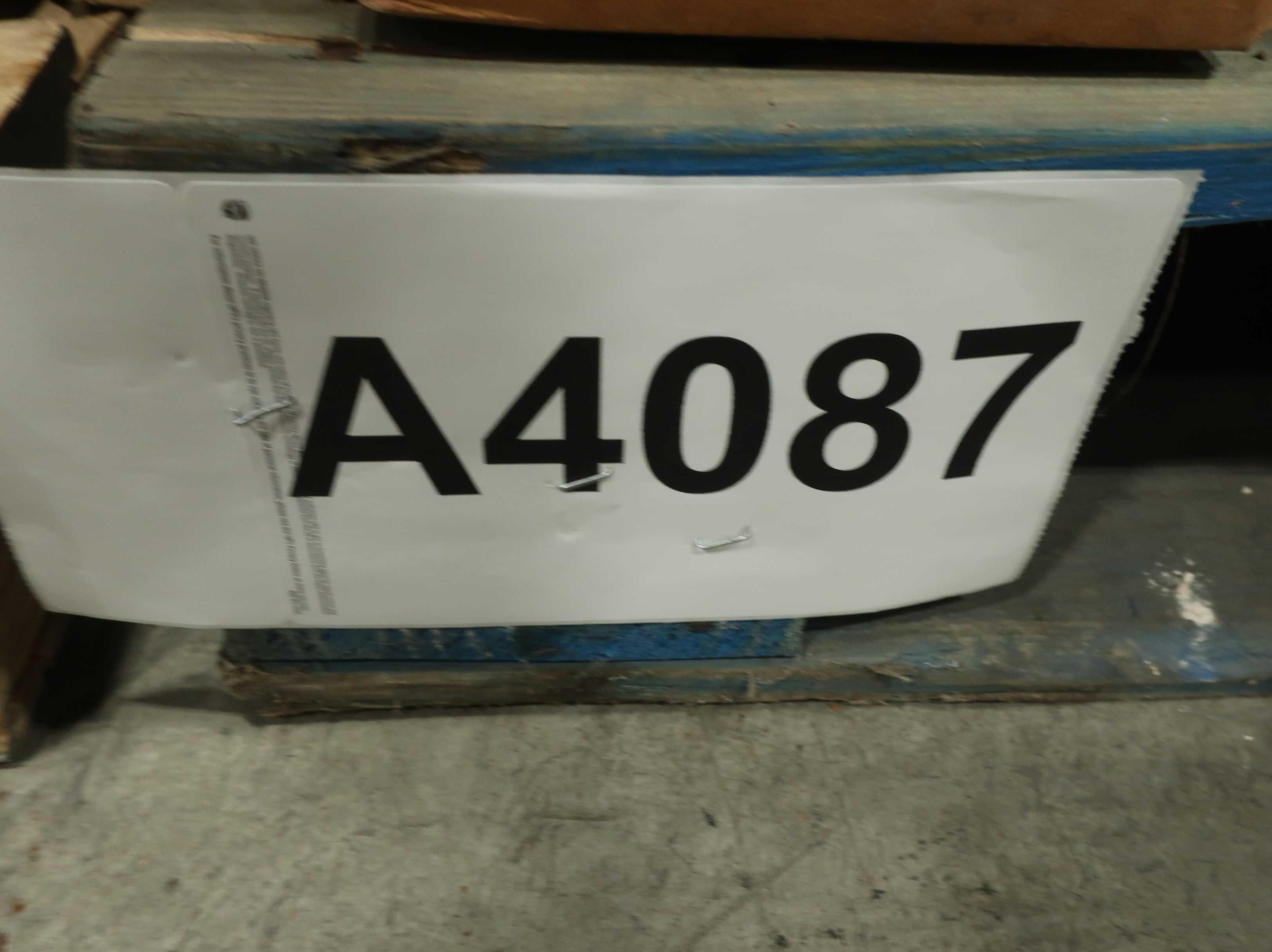 2 PALLETS OF ASSORTED PUMPS - PUMPS