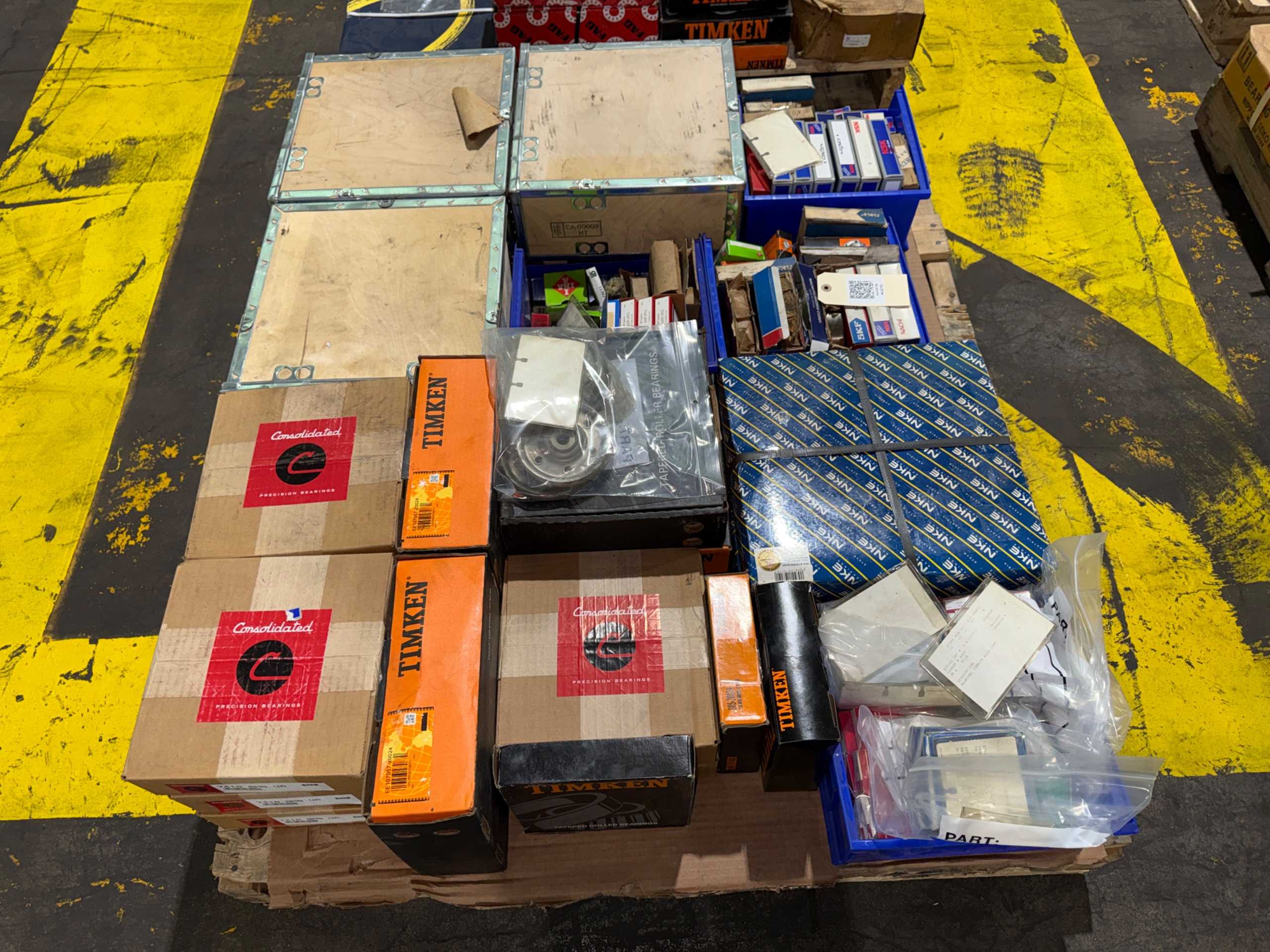BULK QTY OF BEARINGS - BEARINGS
