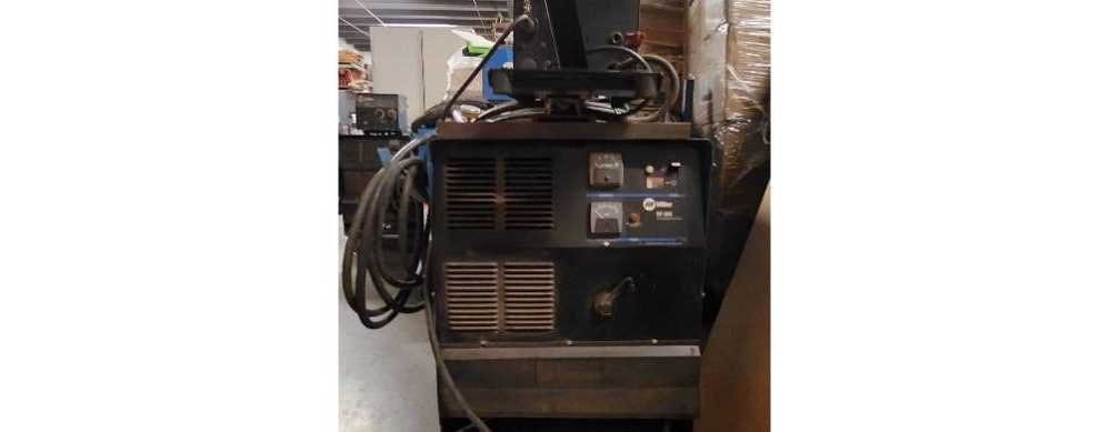 MILLER CP-302 WELDER - WELDERS