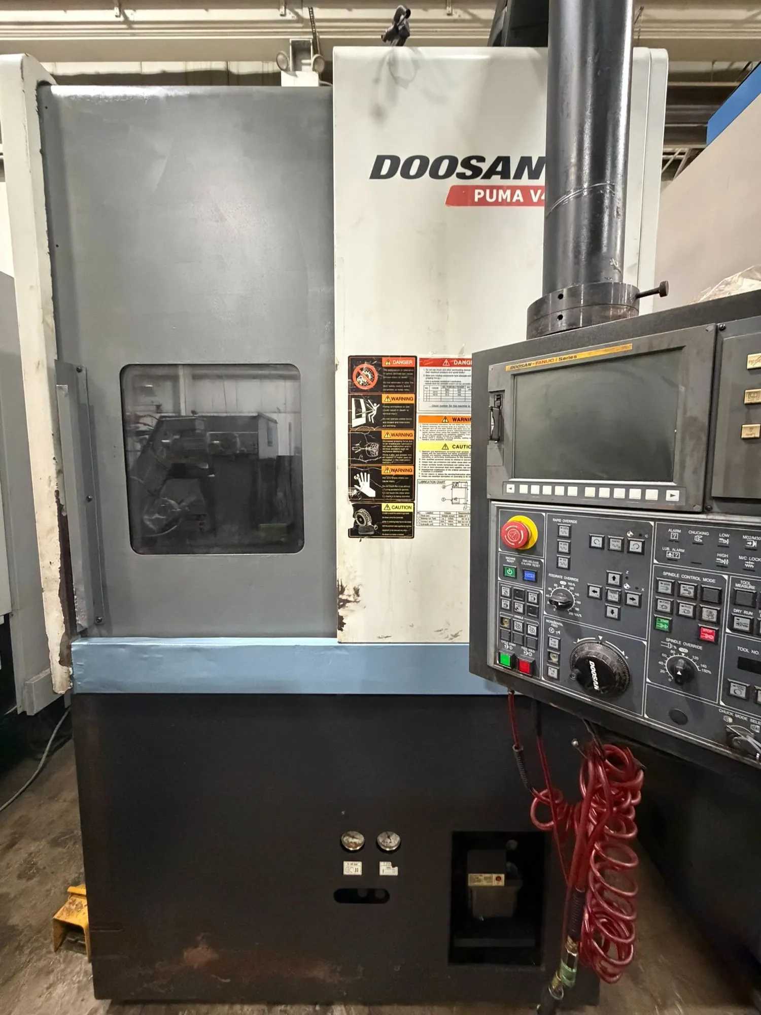 2012 DOOSAN PUMA V400M CNC VERTICAL LATHE, 3-AXIS, 3000 RPM, 22 KW, LIVE TOOLING, 18″ CHUCK - CNC LATHES
