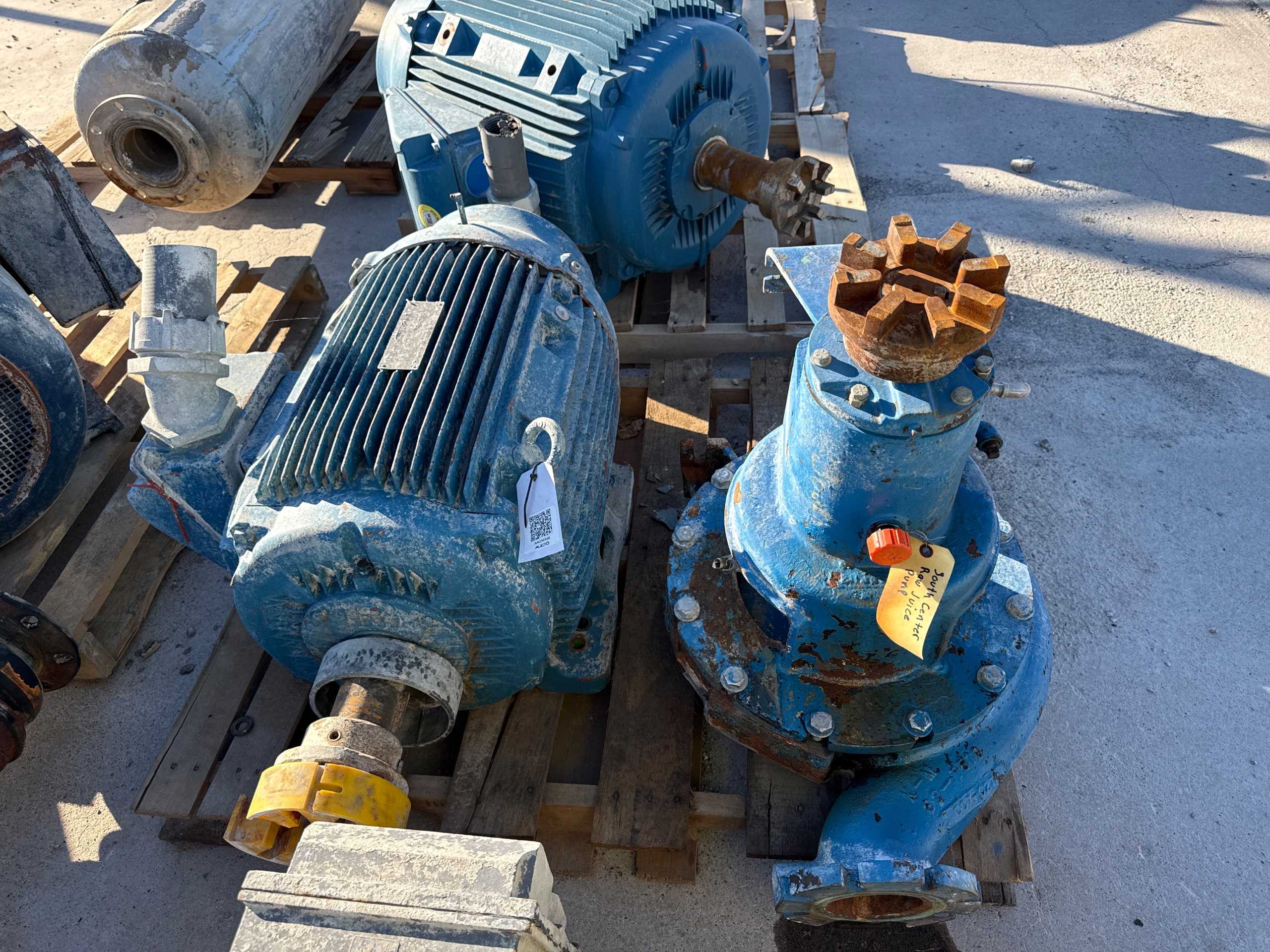 PUMP & 100 HP MOTOR ASSEMBLY - CENTRIFUGAL PUMP