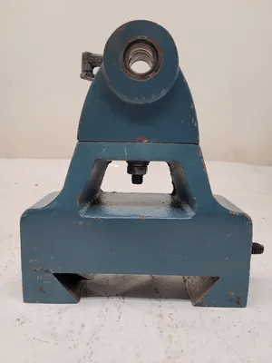 BRIDGEPORT OUTBOARD HORIZONTAL MILLING SUPPORT RIGHT ANGLE 8.25" L X 9.75" H X 3" W - MACHINE TOOLING