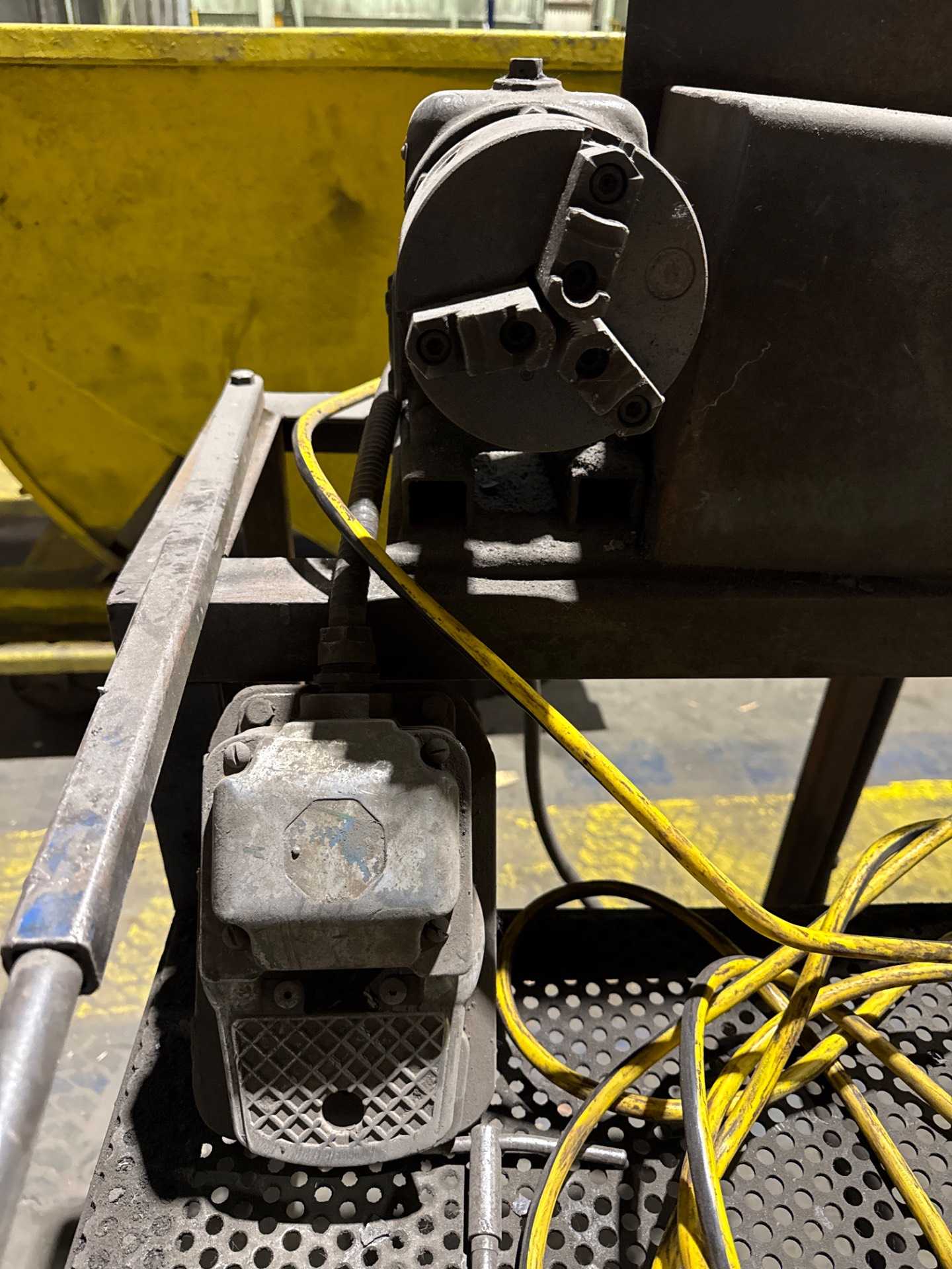 Motorized Workholding Station - WORK TABLE