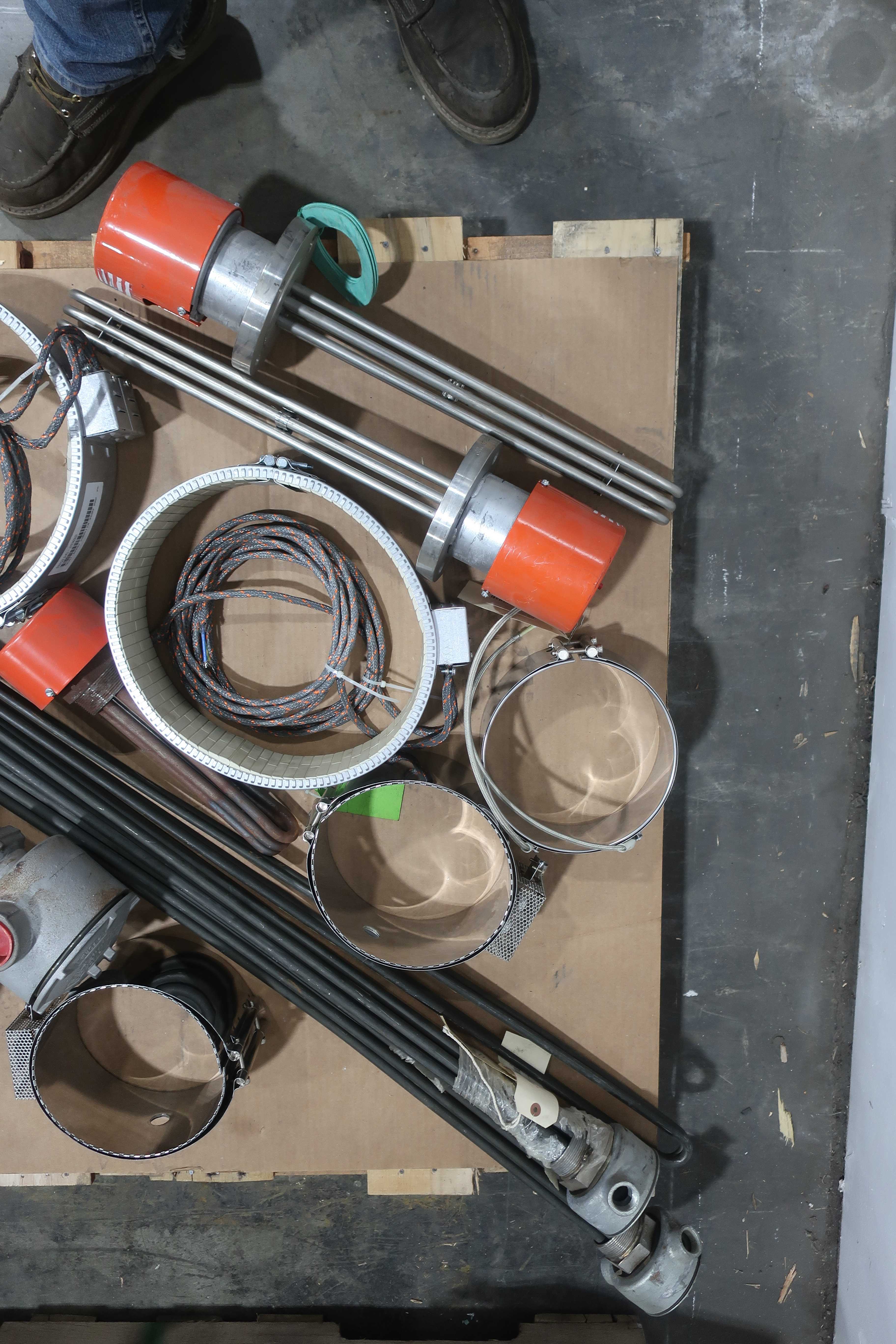 SKU 1737002 - 4 PALLETS OF ASSORTED HEATING ELEMENTS - HEATING ELEMENTS