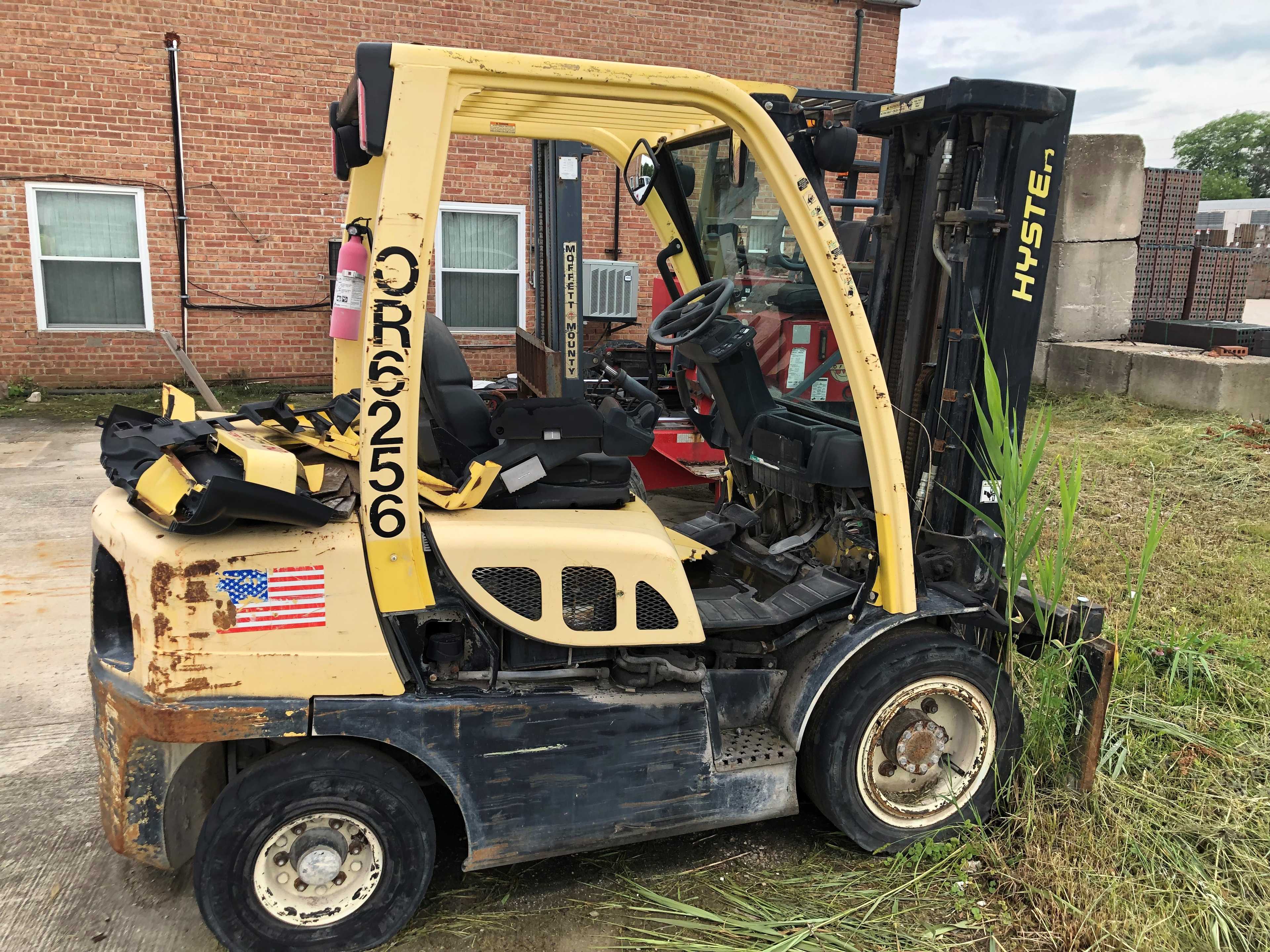 2005 HYSTER H60FT SIT-DOWN FORKLIFT - COUNTERBALANCE FORKLIFT