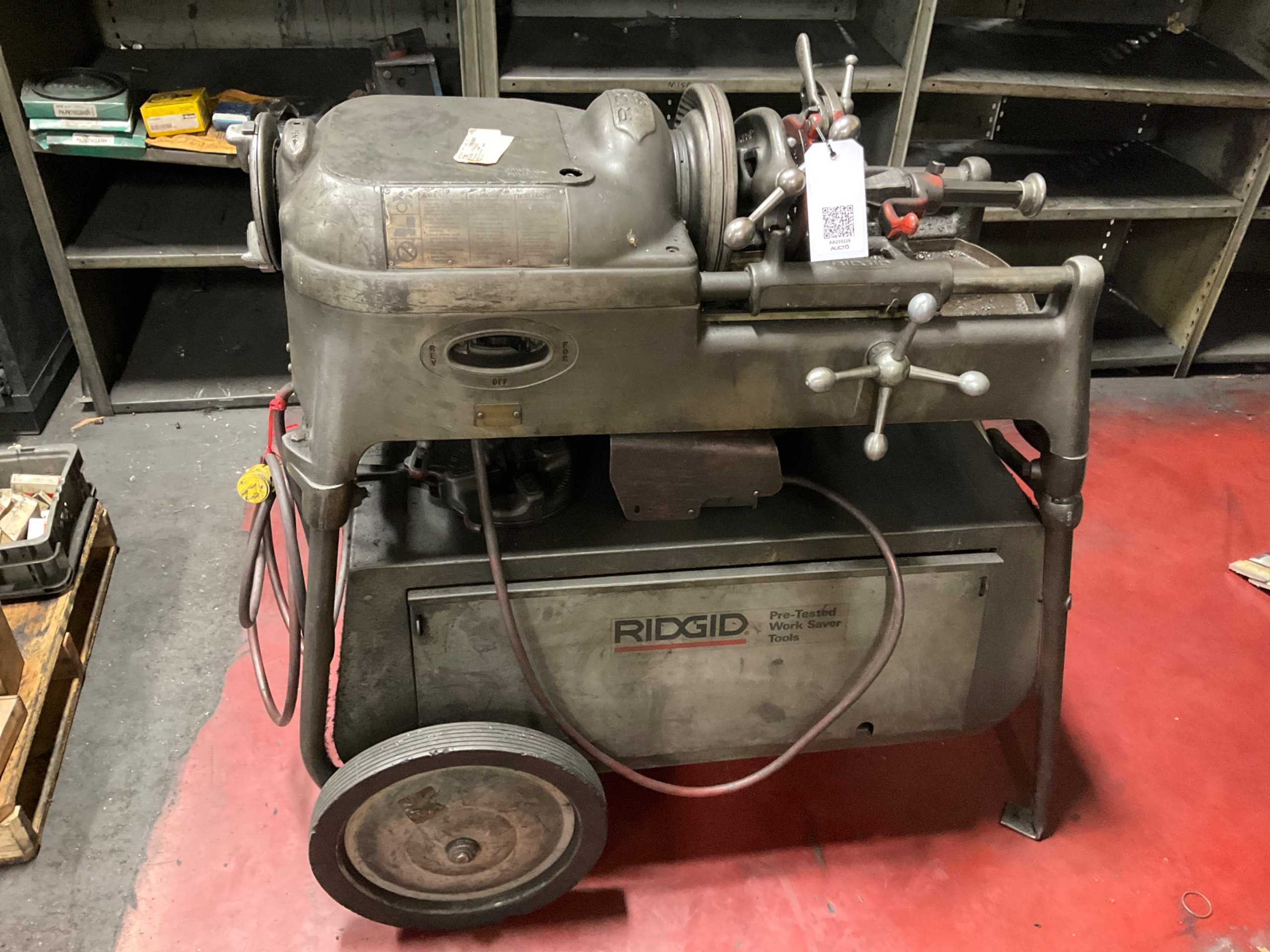 RIDGID 535 THREADING MACHINE - METAL CUTTING EQUIPMENT