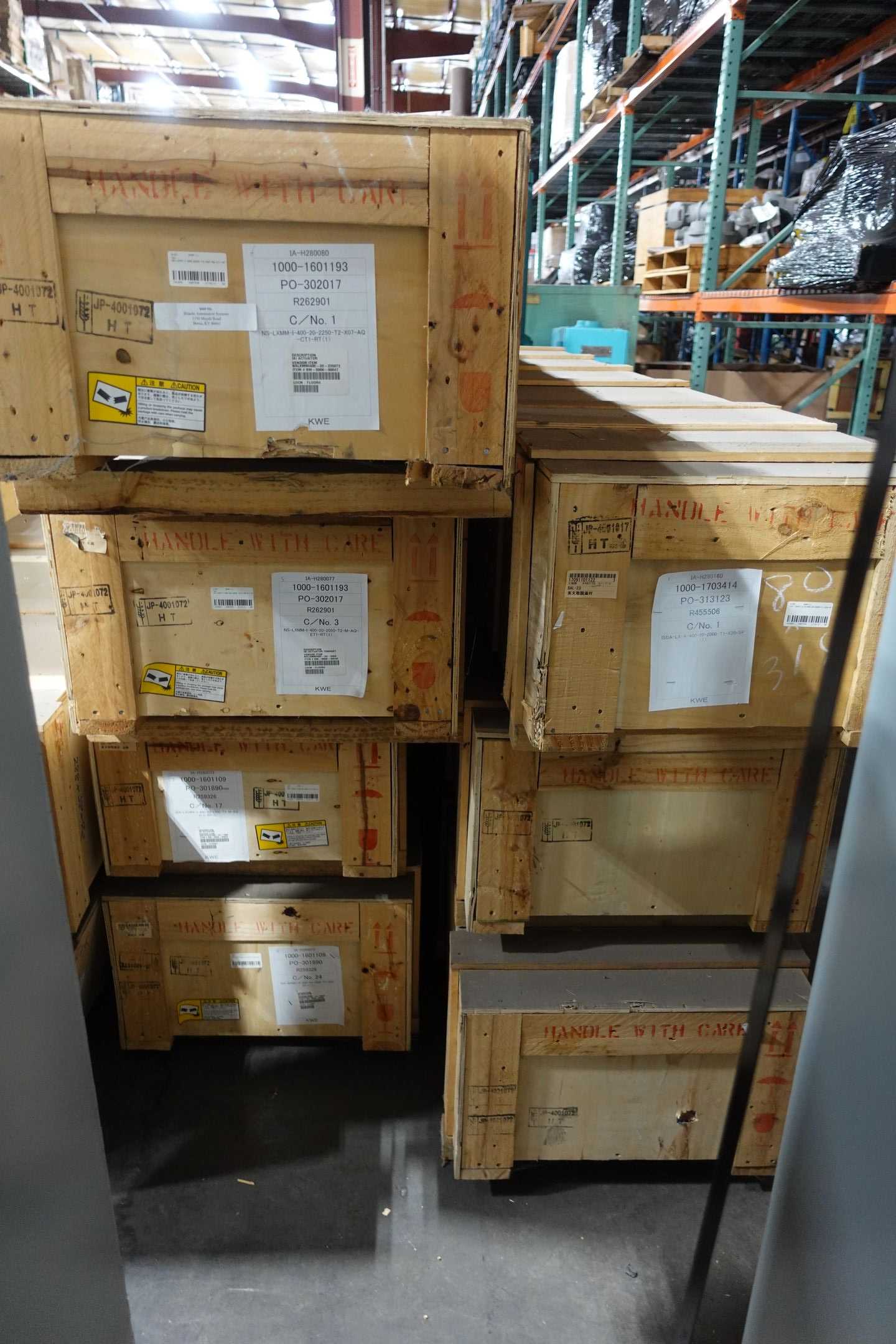 SKU 1711833 - LOT OF 9 IAI LINEAR SERVO MOTORS AND ACTUATORS - LINEAR MOTION