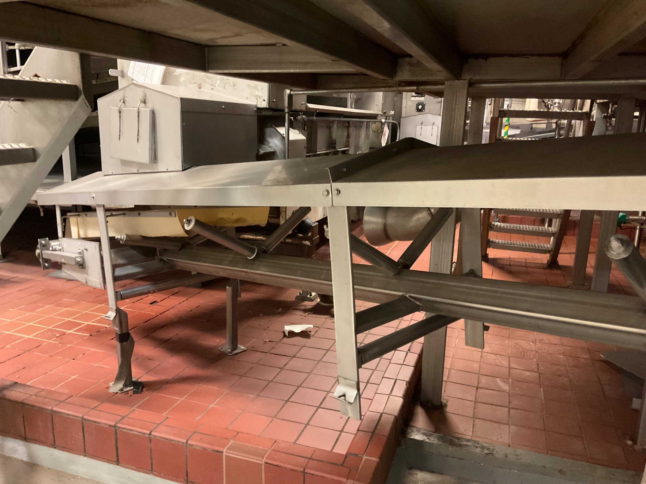 BELT CONVEYOR - BELT CONVEYOR