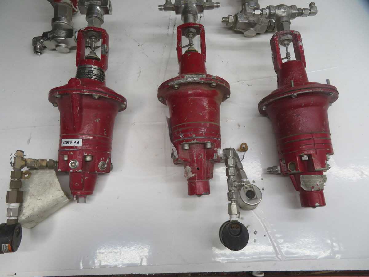 LOT OF 5 BADGER METER 1002GCN36CV0PBLN36 CONTROL VALVES - CONTROL VALVE