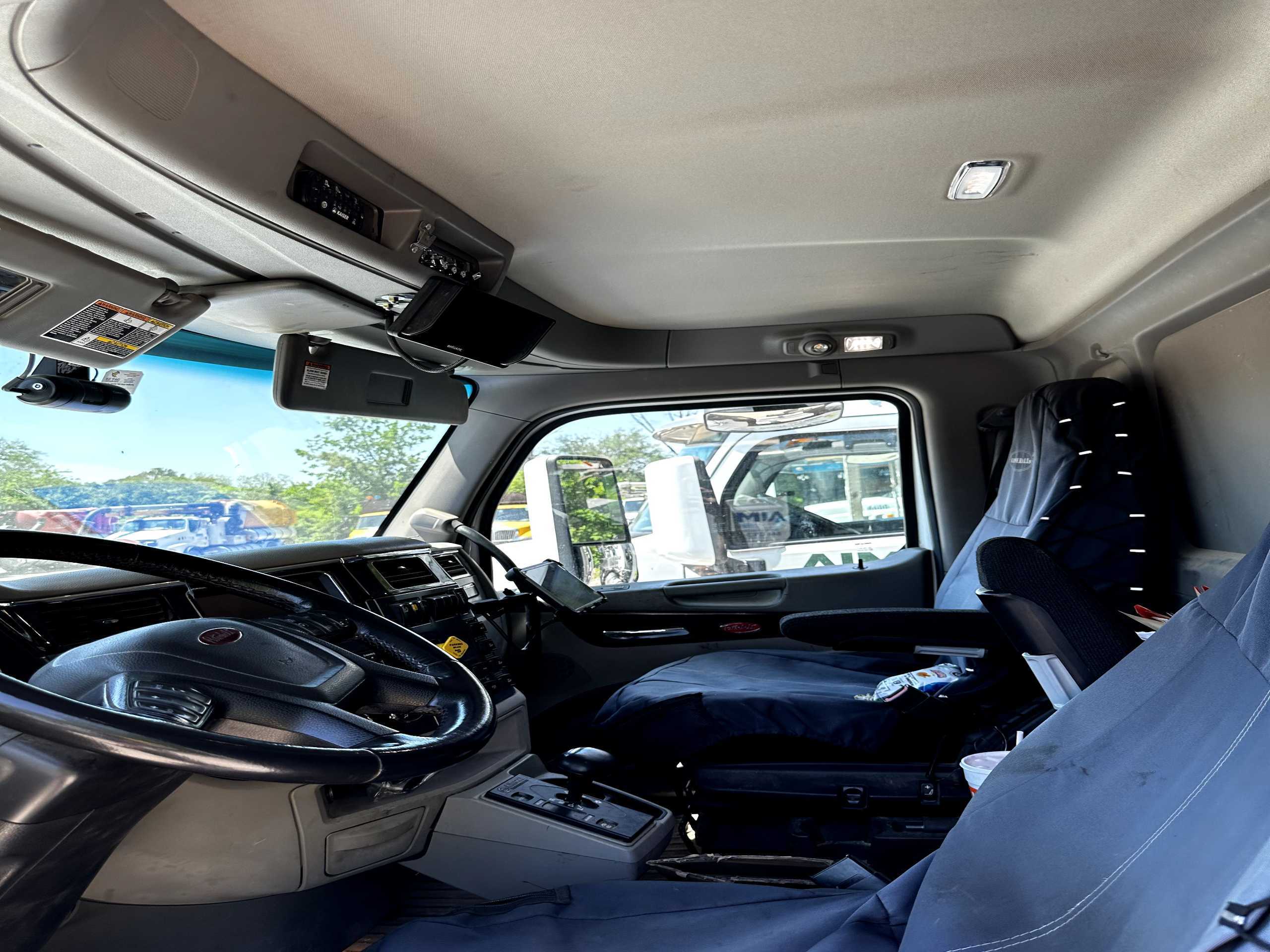 2019 KAISER AQUASTAR KWP 4000I HYDRO EXCAVATOR TRUCK - PETERBILT - HYDRO EXCAVATOR TRUCKS