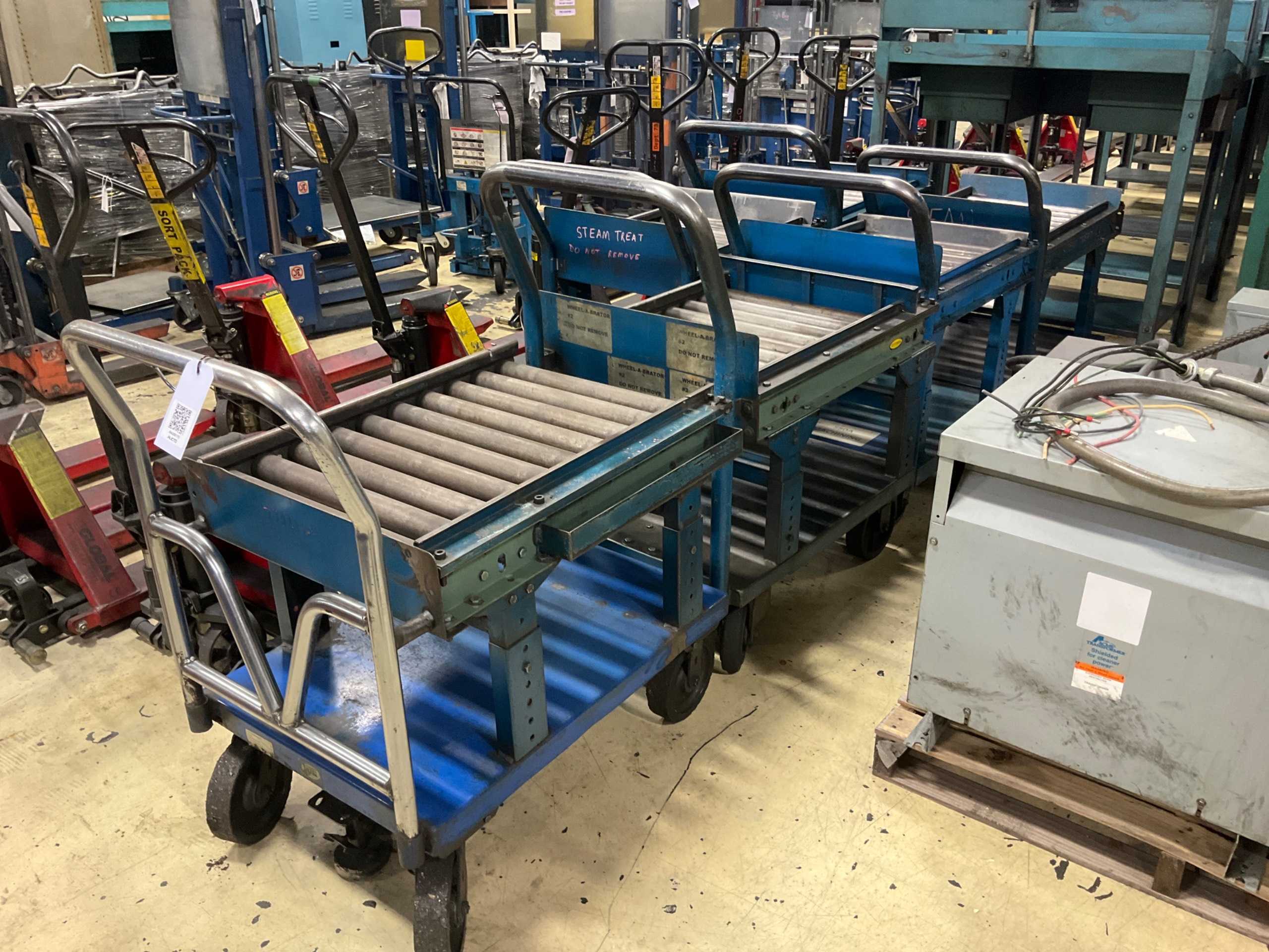 QTY: 6 ROLLING CART CONVEYOR QTY: 6 ROLLING CART CONVEYOR