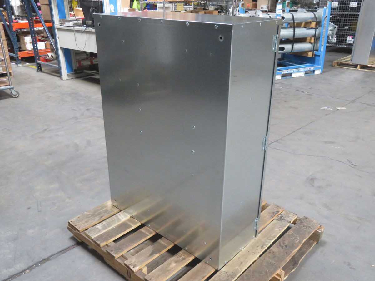 AMP WECT8-3L6, ELECTRICAL PANEL BOARD, SS, NEMA 1/3R, 600V, 1-PH, 3-WIRE, 800A MAIN, 85KA SCCR @ 600V - ELECTRICAL ENCLOSURES