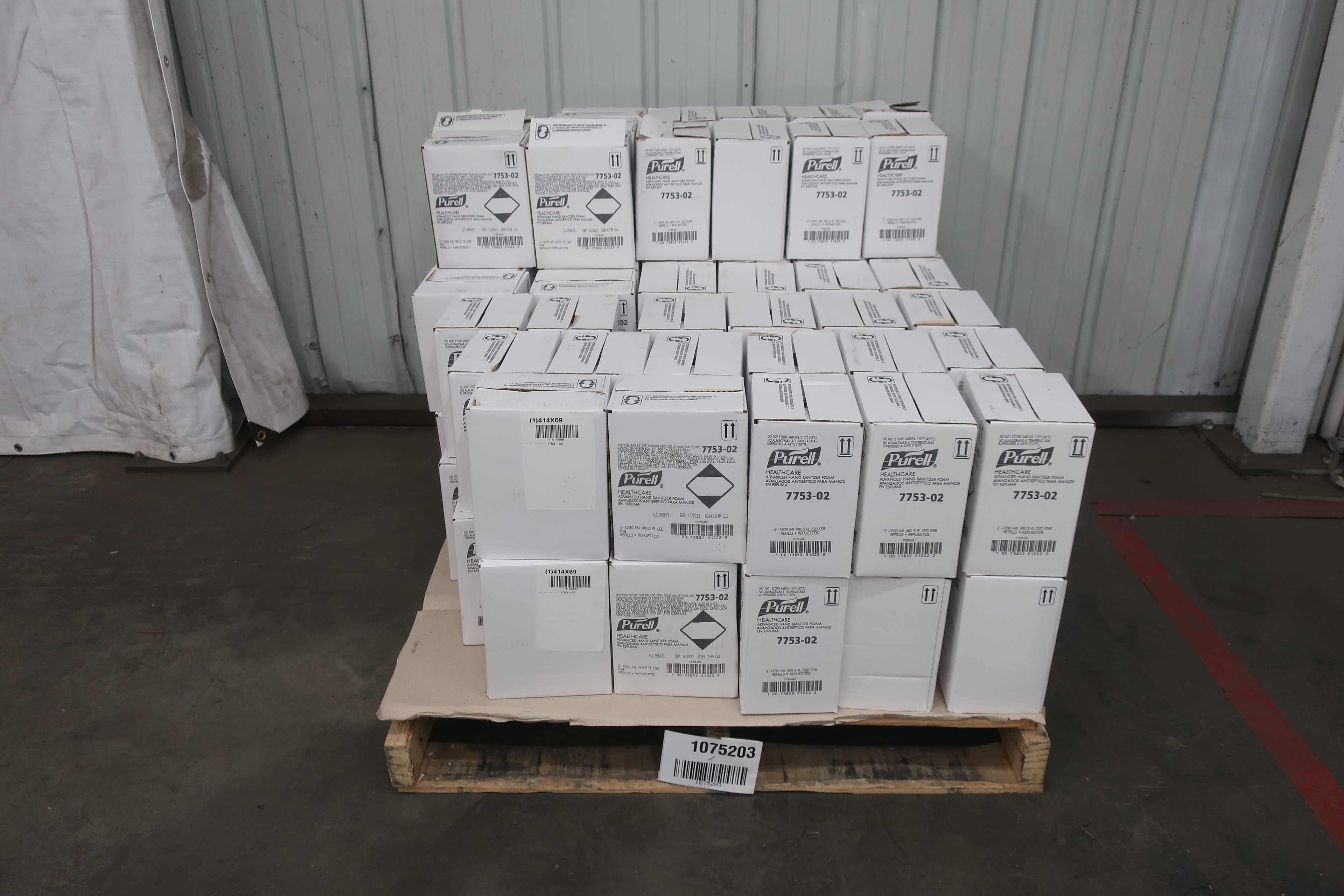 PALLET OF PURELL FOAMING HAND SANITIZER - CLEANING EQUIPMENT