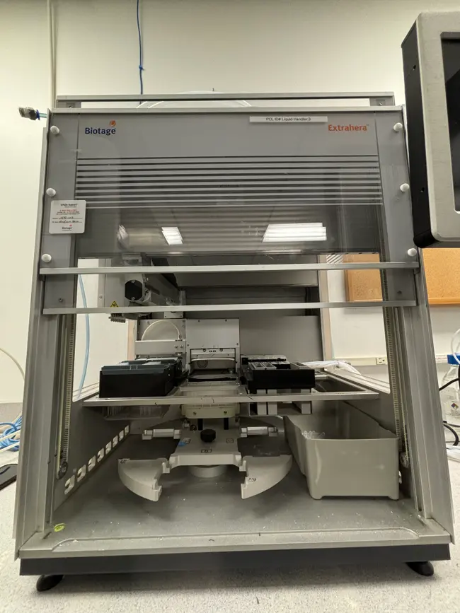 BIOTAGE EXTRAHERA HV-5000 LIQUID HANDLER - undefined