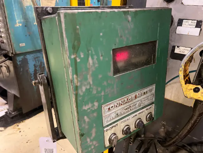GASBARRE 45 TON COMPACTING PRESS - undefined