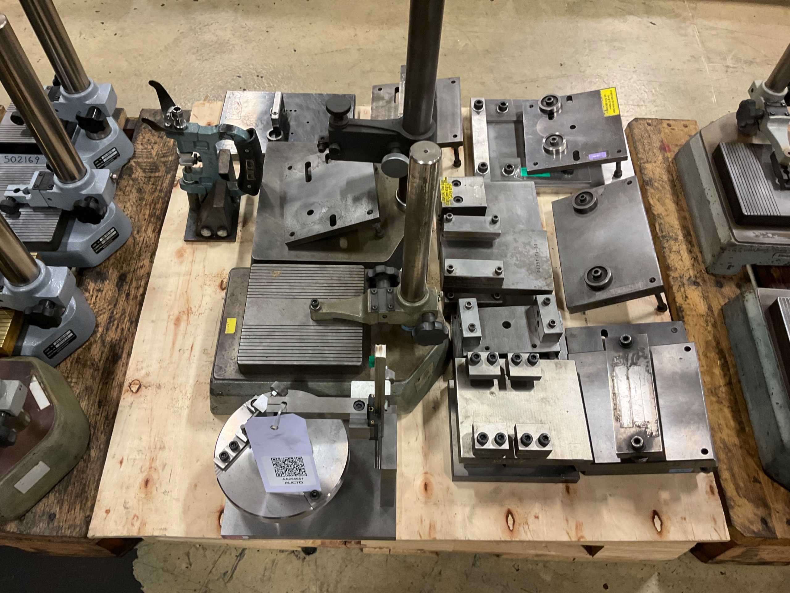 BULK QTY OF GAUGES - DIMENSIONAL MEASUREMENT