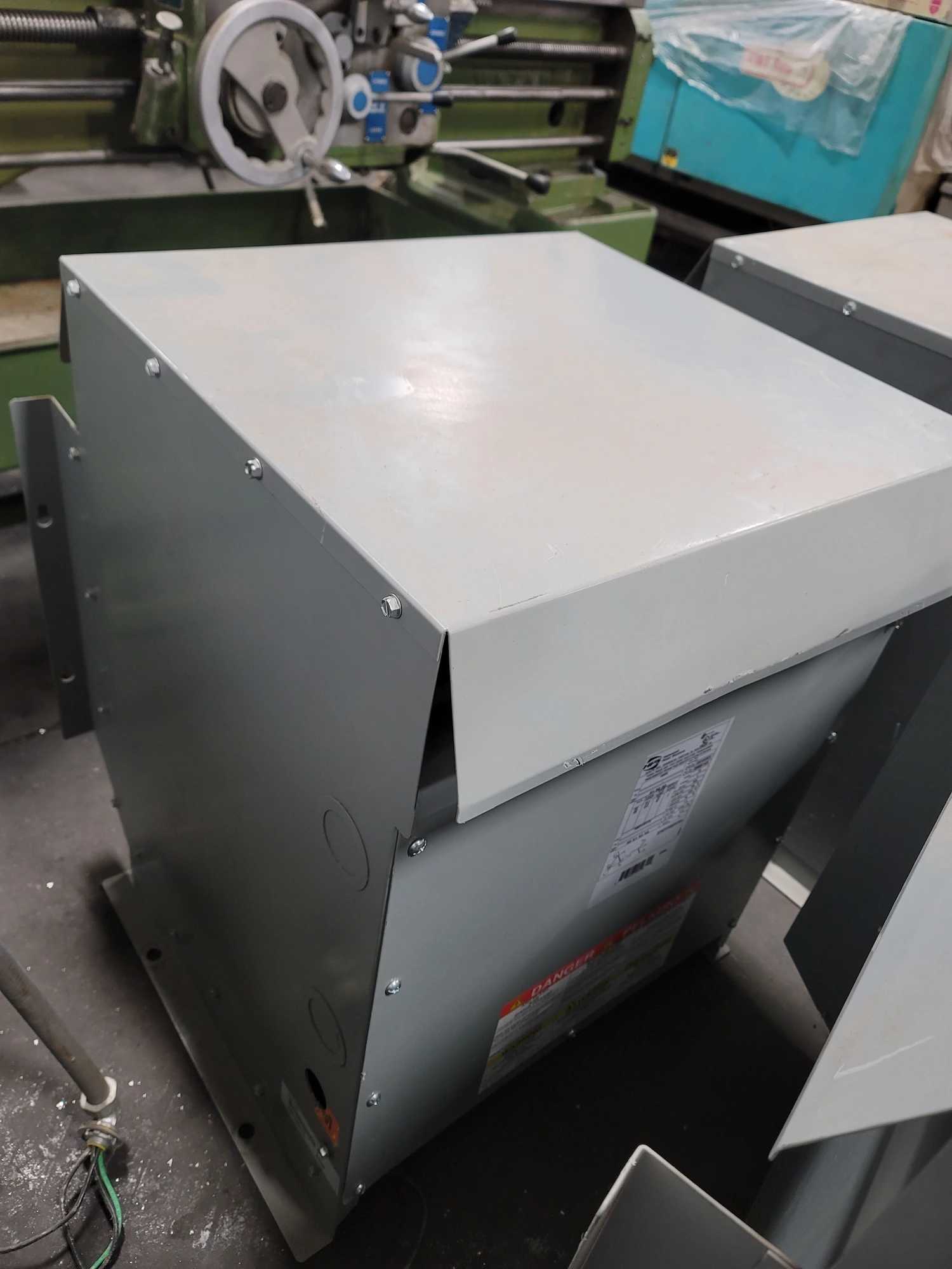 HAMMOND POWER SOLUTIONS DM051KK DRIVE ISOLATION TRANSFORMER, 51KVA, 480D PRI/480Y SEC - DRY TRANSFORMERS