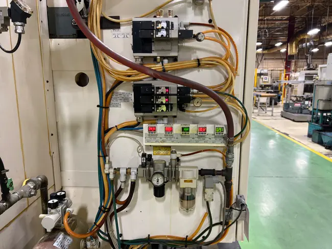 2011 TOYOSK TVT313S VERTICAL MACHINING CENTER - undefined