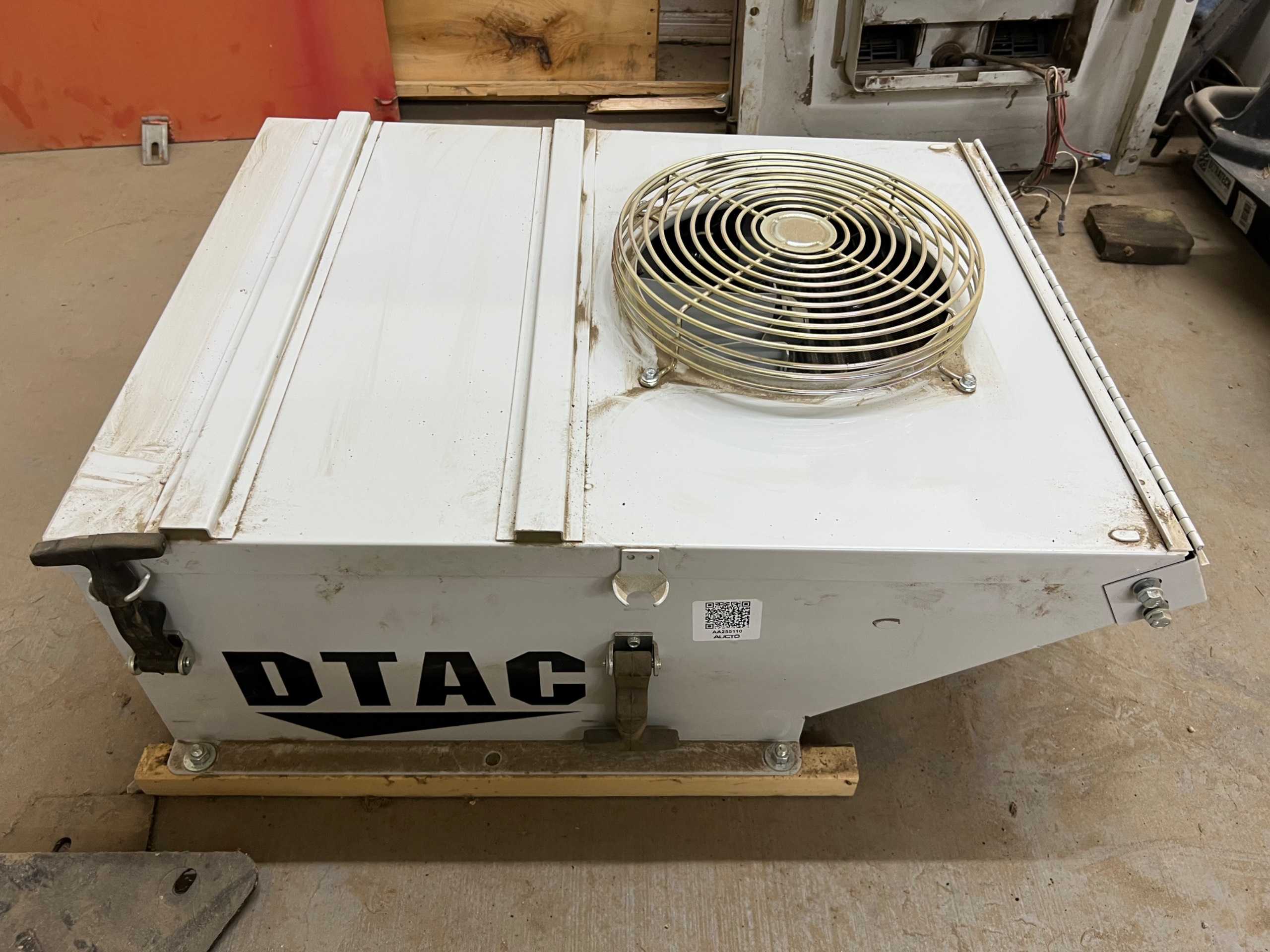 2021 DTAC 701-24 AIR CONDITIONER UNIT - AIR CONDITIONER UNIT