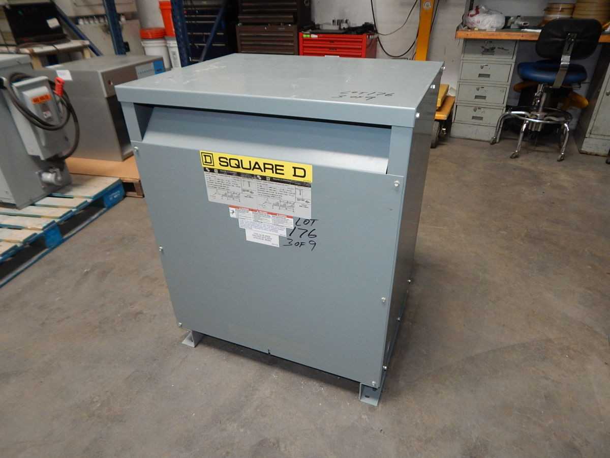 SQUARE D 112T132H, 112.5 KVA CAPACITY, 3-PHASE, 480V PRIMARY, 208Y/120V SECONDARY - DRY TRANSFORMERS