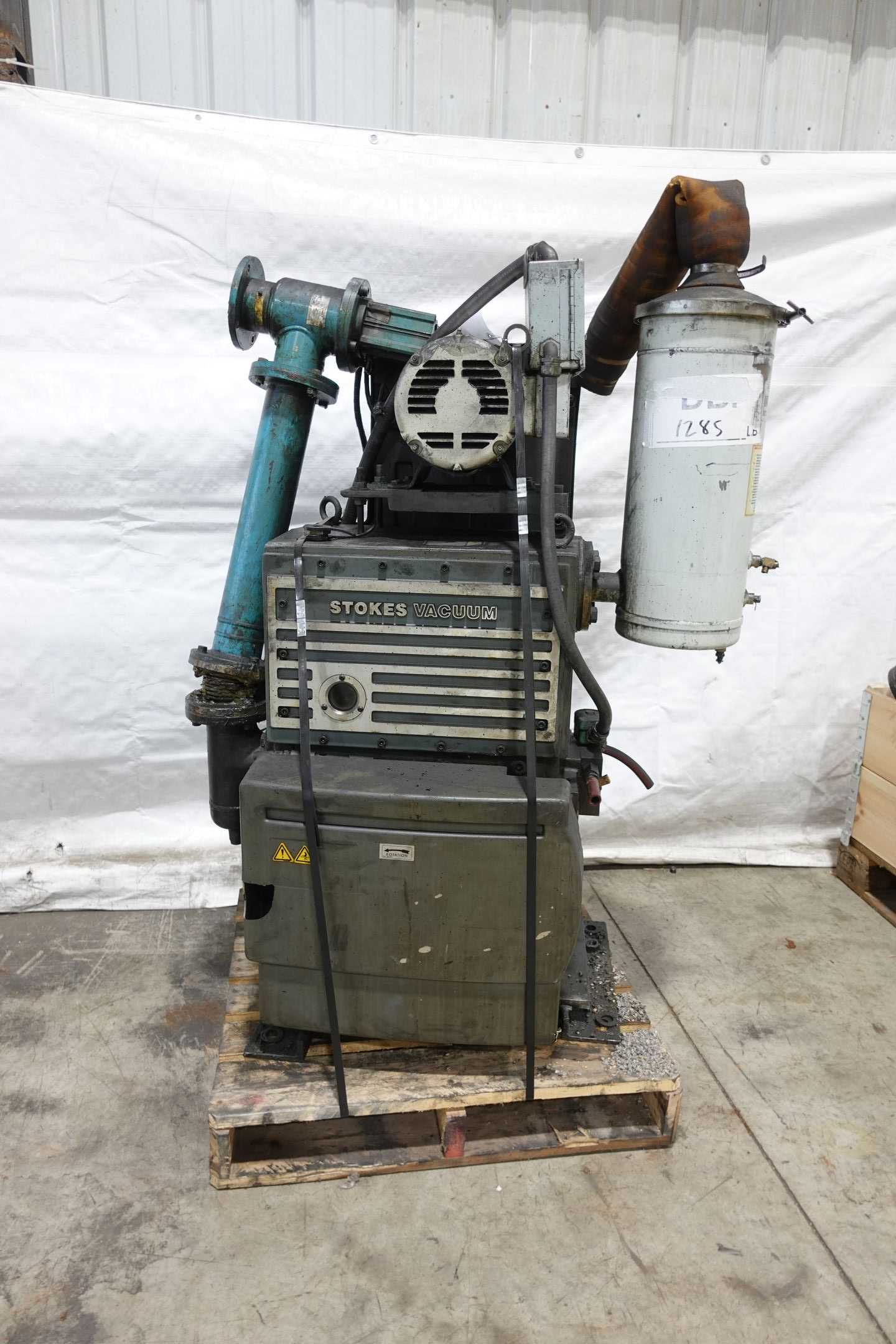 SKU 1722932 - BOC EDWARDS 900-212-014 STOKES VACUUM PUMP - VACUUM PUMP