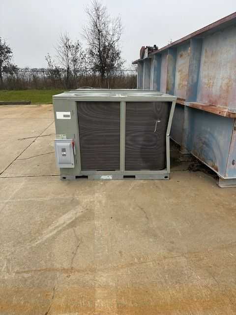 2019 TRANE YSD150G4RHA0R FORCED AIR FURNACE - PLANT & FACILITY