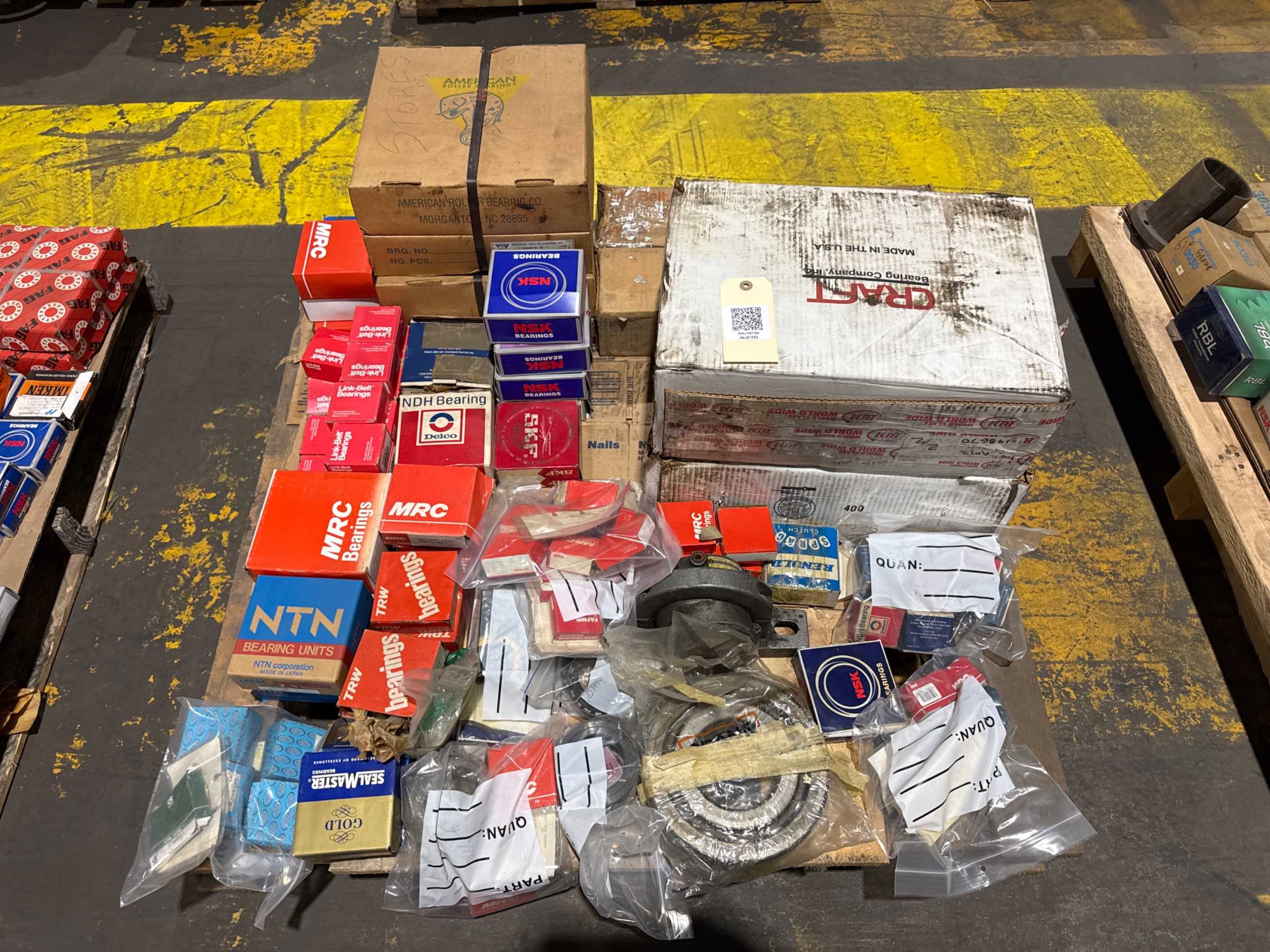 BULK QTY OF BEARINGS - BEARINGS