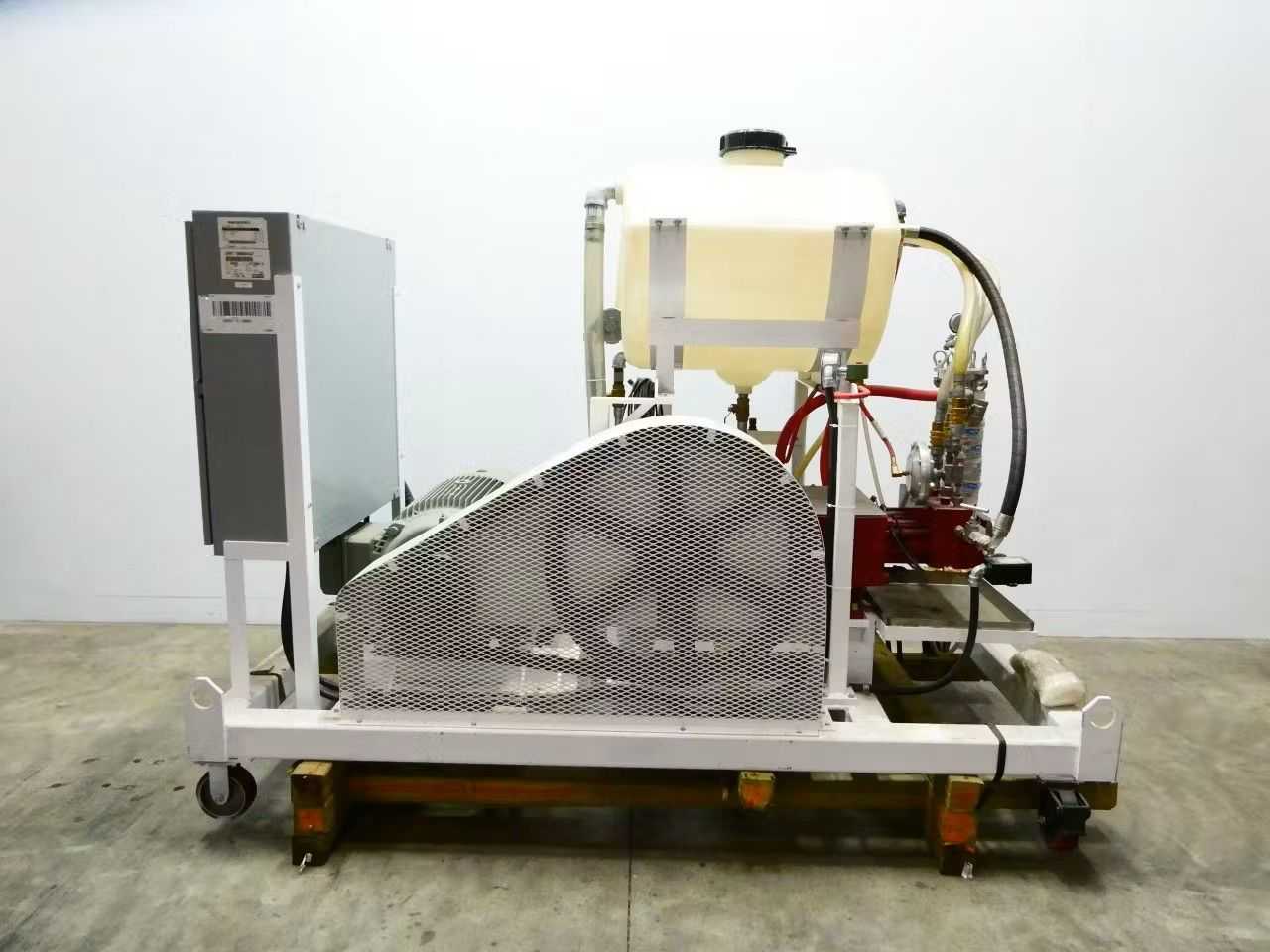 SKU 1711164 - GARDNER DENVER T300M HPS-T300M-075 PARTEK L300 TRIPLEX RECIPROCATING 100 HP PUMP - PUMP & MOTOR ASSEMBLY