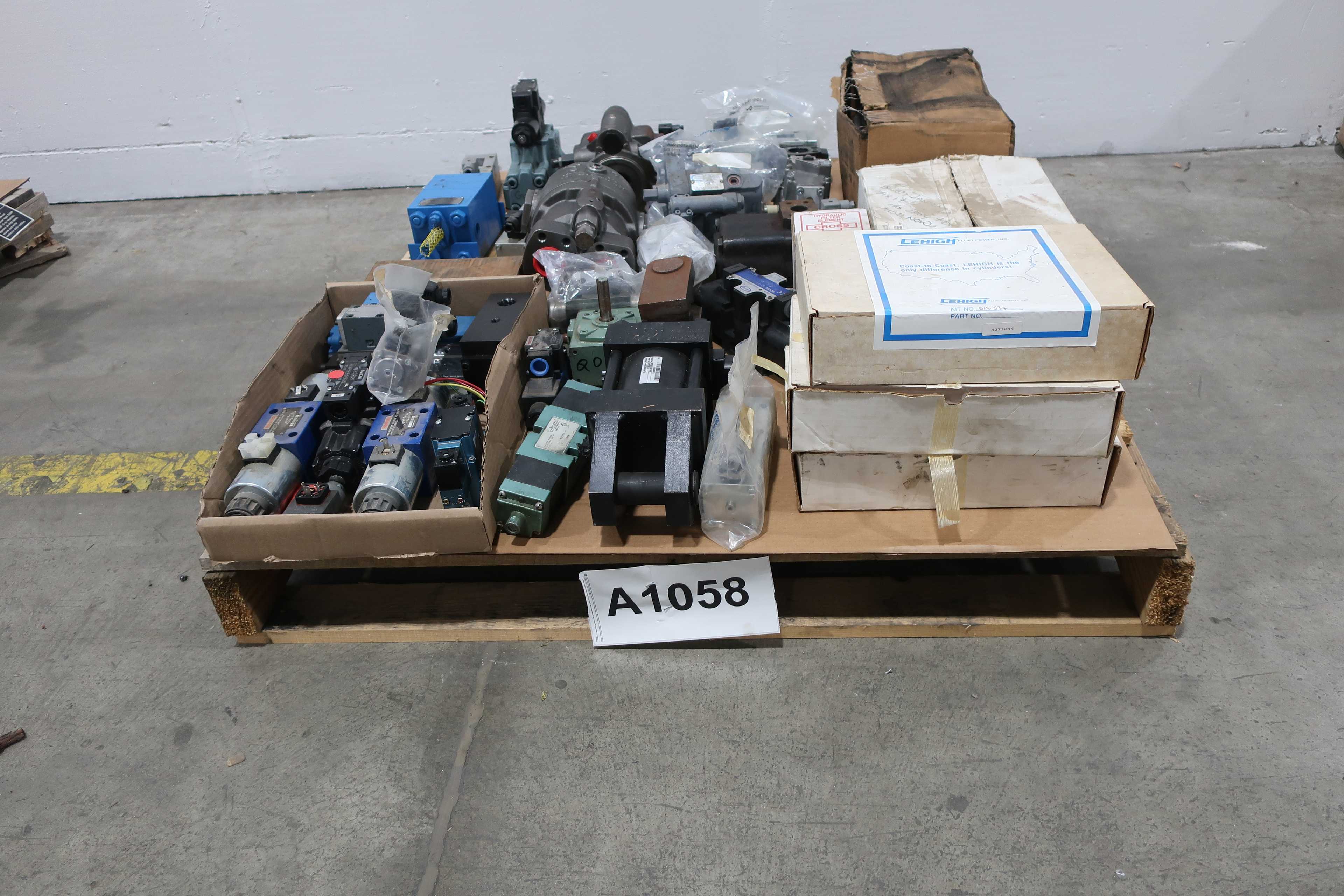LOT OF ASSORTED HYDRAULICS - HYDRAULIC PARTS