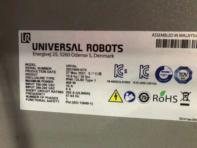 2021 UNIVERSAL ROBOTS UR10E ROBOT & CONTROLLER ASSEMBLY WITH WELDER - undefined