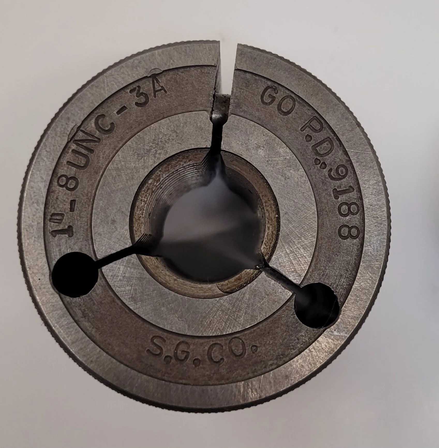 S.G. CO THREAD RING GAUGE SET (2) - 5/8-11 UNC-3A & 1-8 UNC-3A - MACHINE TOOLING