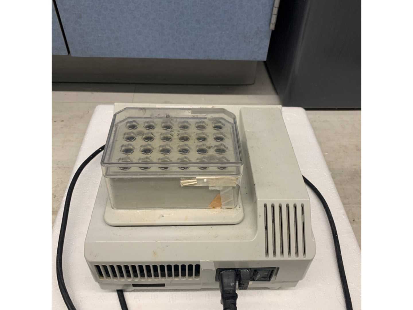 EPPENDORF R MIXER THERMOMIXER - LAB EQUIPMENT