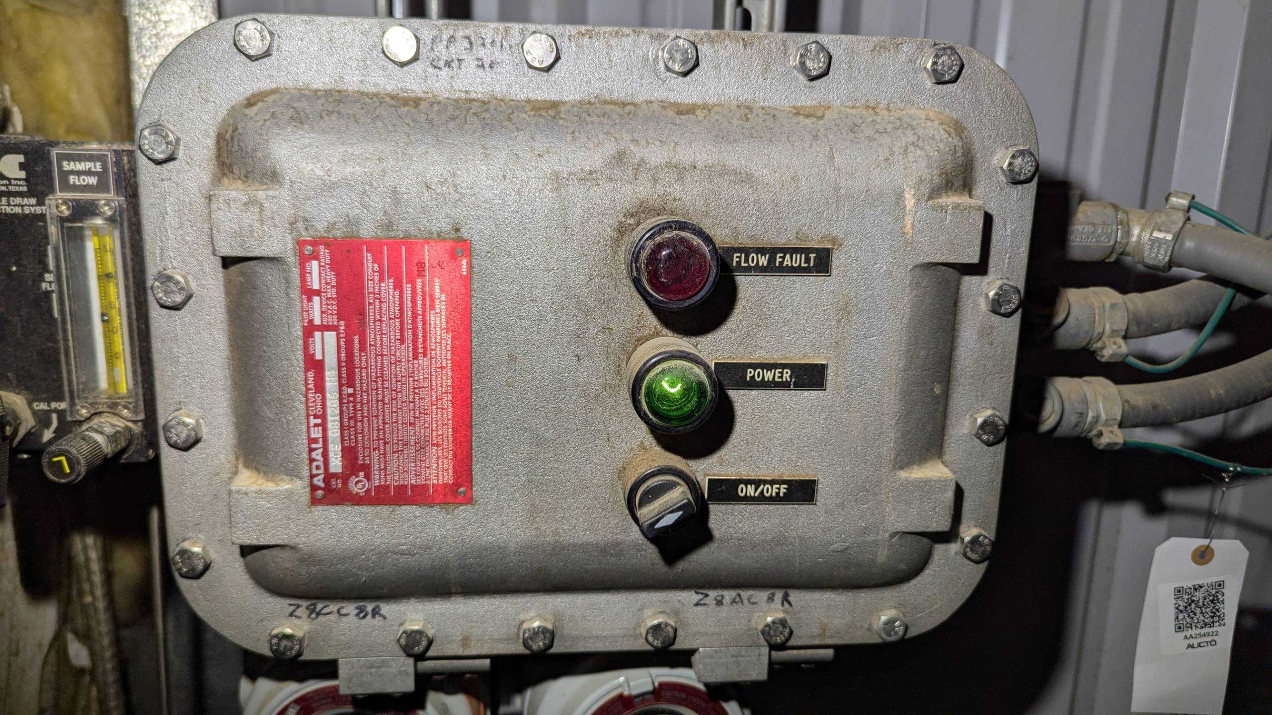 DETCON SD-1X1 GAS ANALYZER - GAS ANALYZER