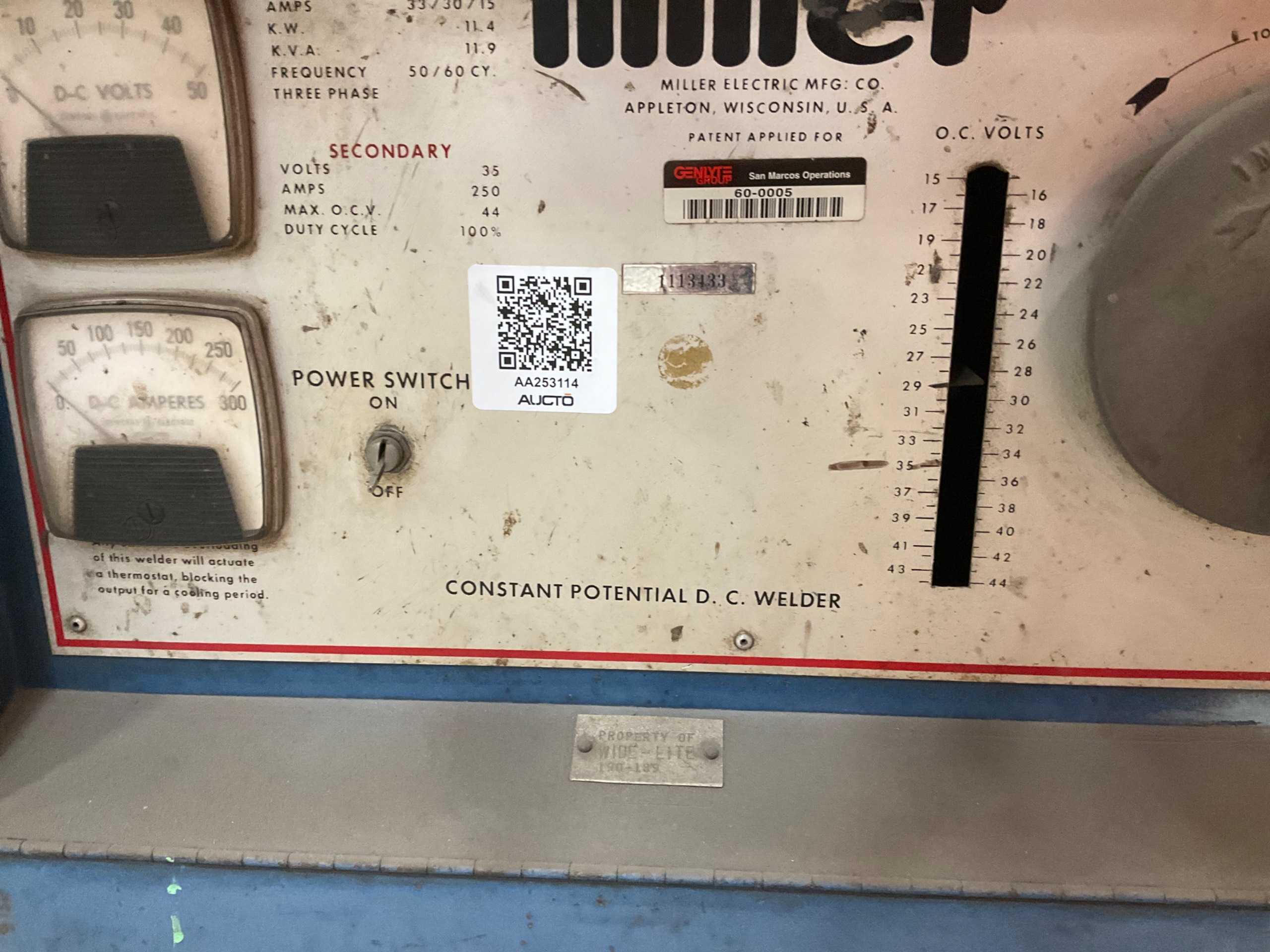 MILLER CP-250TS WELDER - WELDING EQUIPMENT