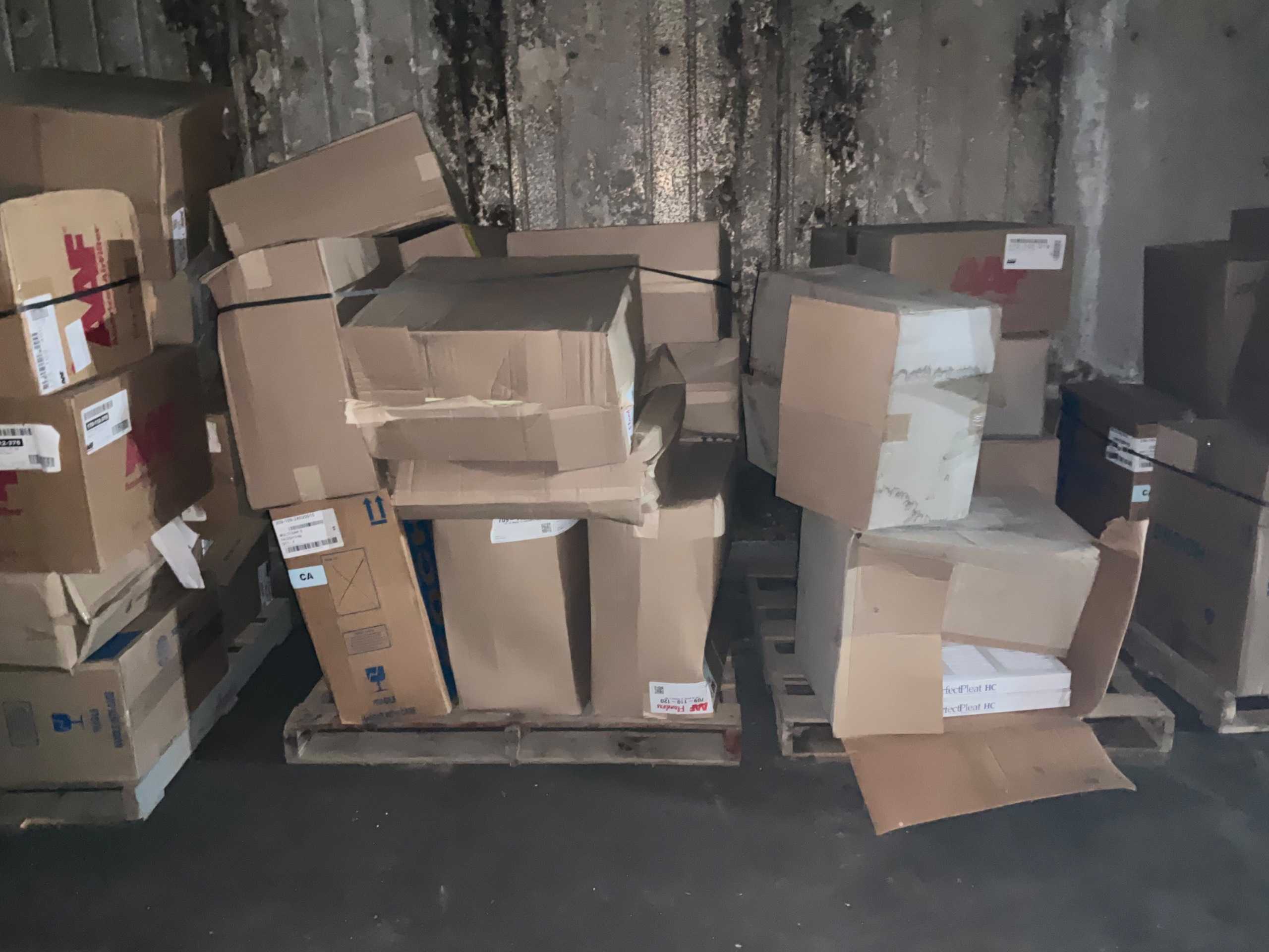 BULK QTY OF AIR FILTERS - AIR FILTER ELEMENTS