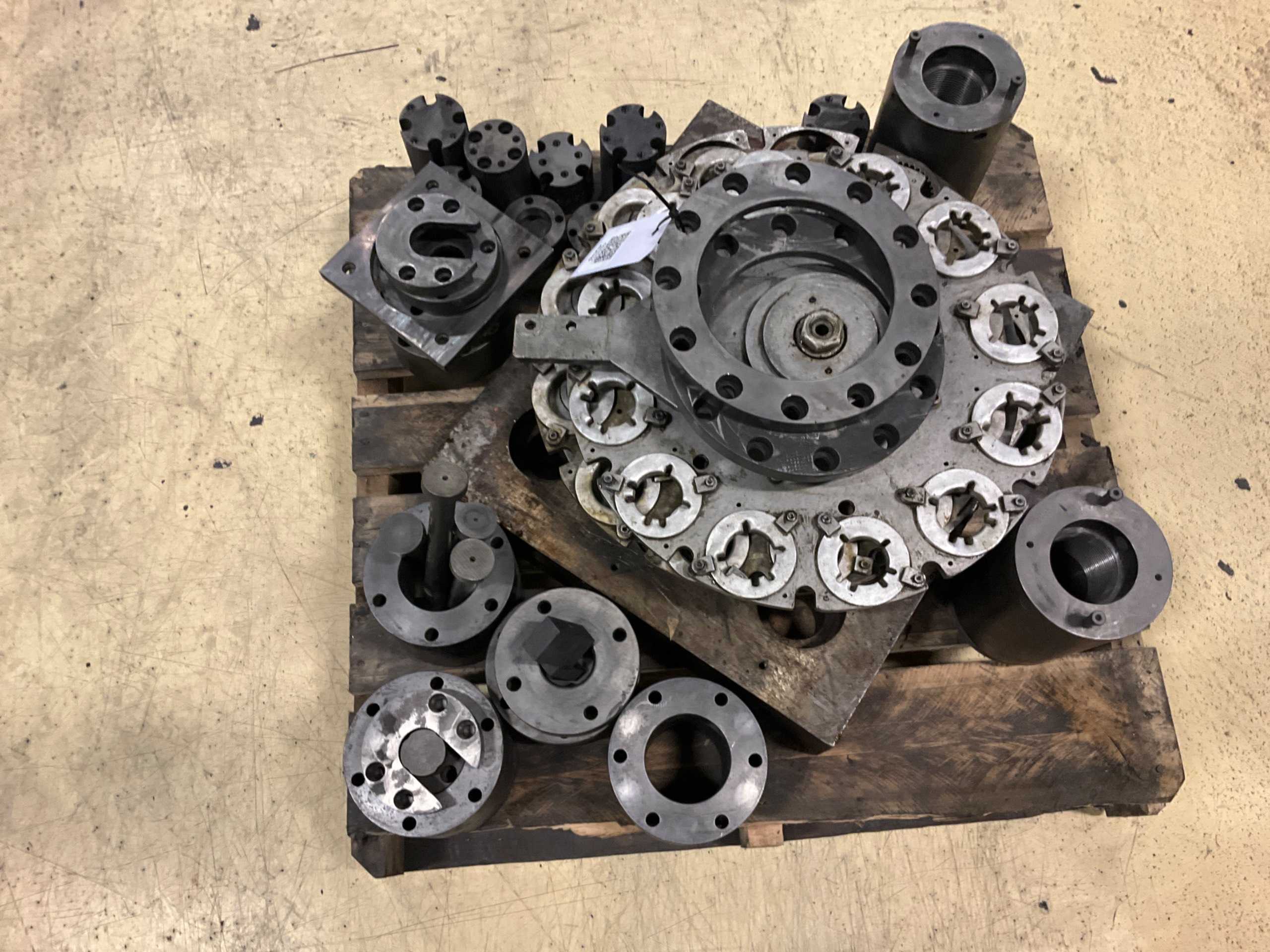 BULK QTY OF GASBARE PRESS PARTS - PRESS PARTS