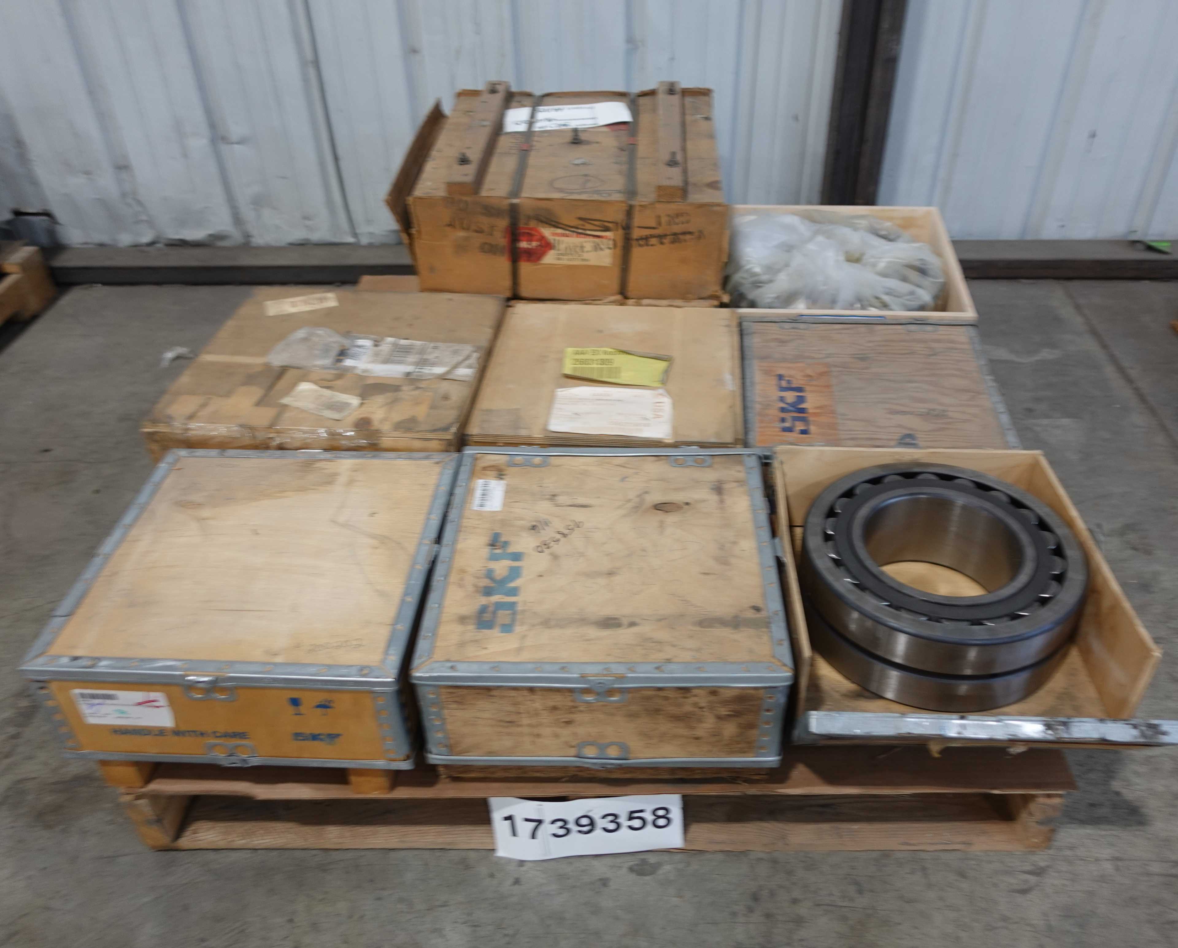 SKU 1739358 - LOT OF 8 ASSORTED SKF BEARINGS