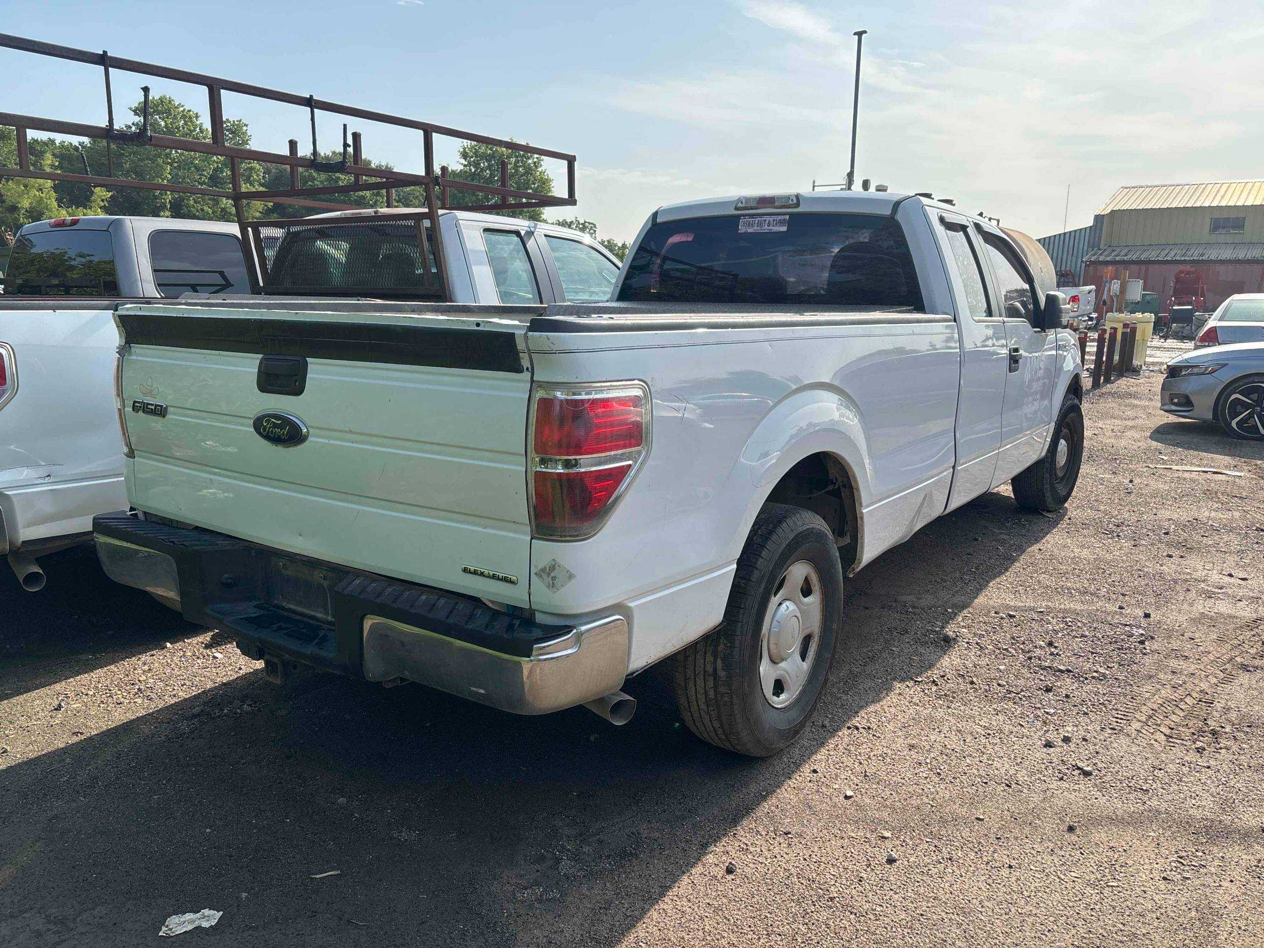 2014 FORD F-150 PICKUP TRUCK - PICKUP TRUCKS