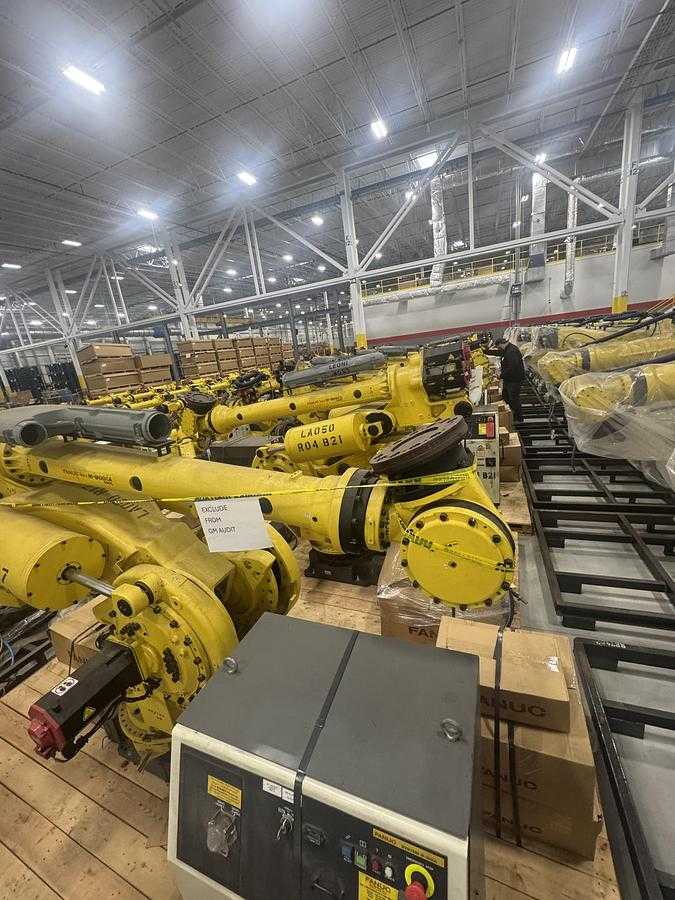 2014 FANUC M-900IA/400L ARTICULATED ROBOT, 400KG PAYLOAD, 3625MM REACH, R-30IA CONTROL - ARTICULATED ROBOTS