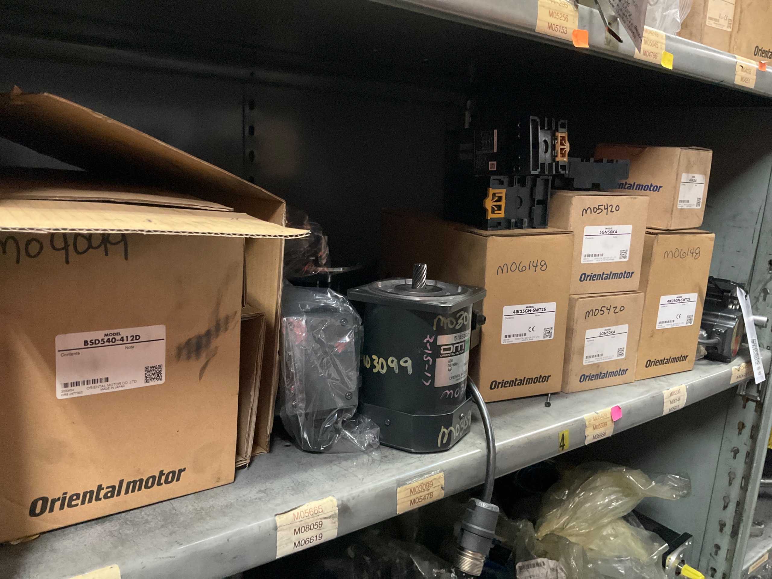 BULK QTY OF INDUSTRIAL PARTS - INDUSTRIAL PARTS