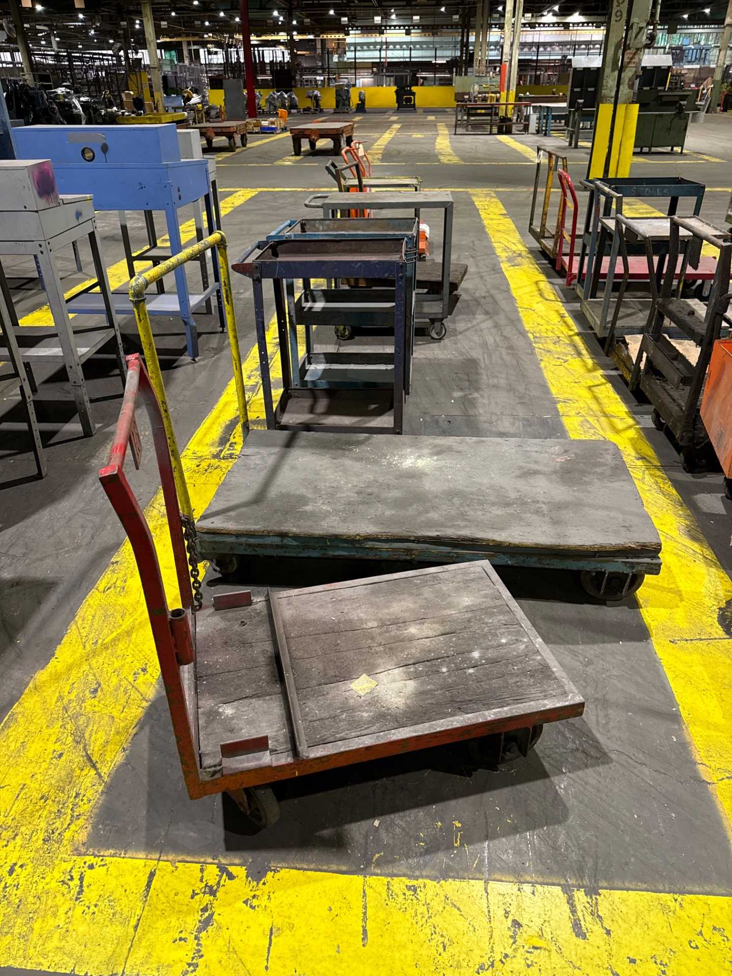 Bulk QTY of Rolling Carts - ROLLING CARTS
