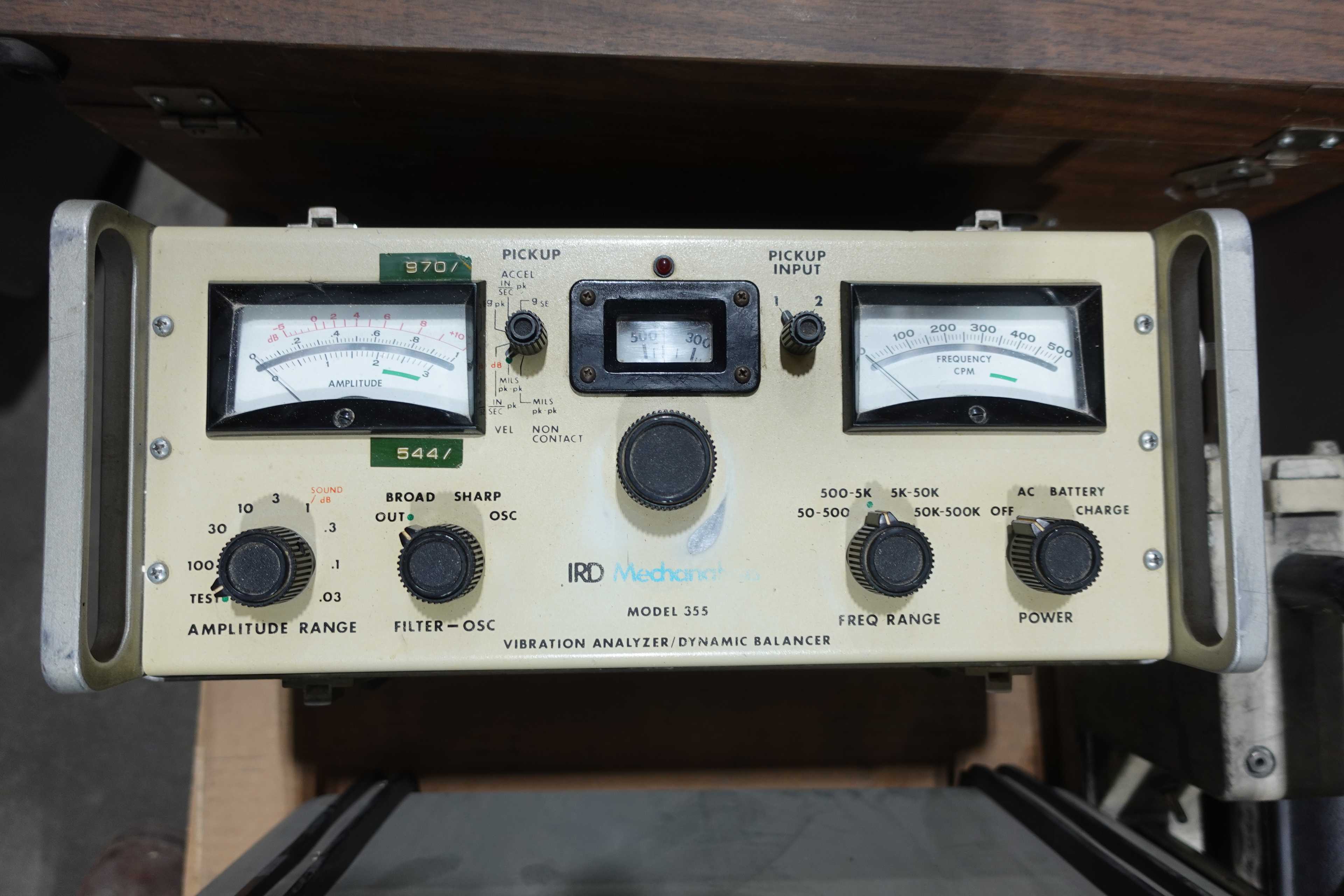 PALLET OF ASSORTED LAB EQUIPMENT - LAB & SCIENTIFIC