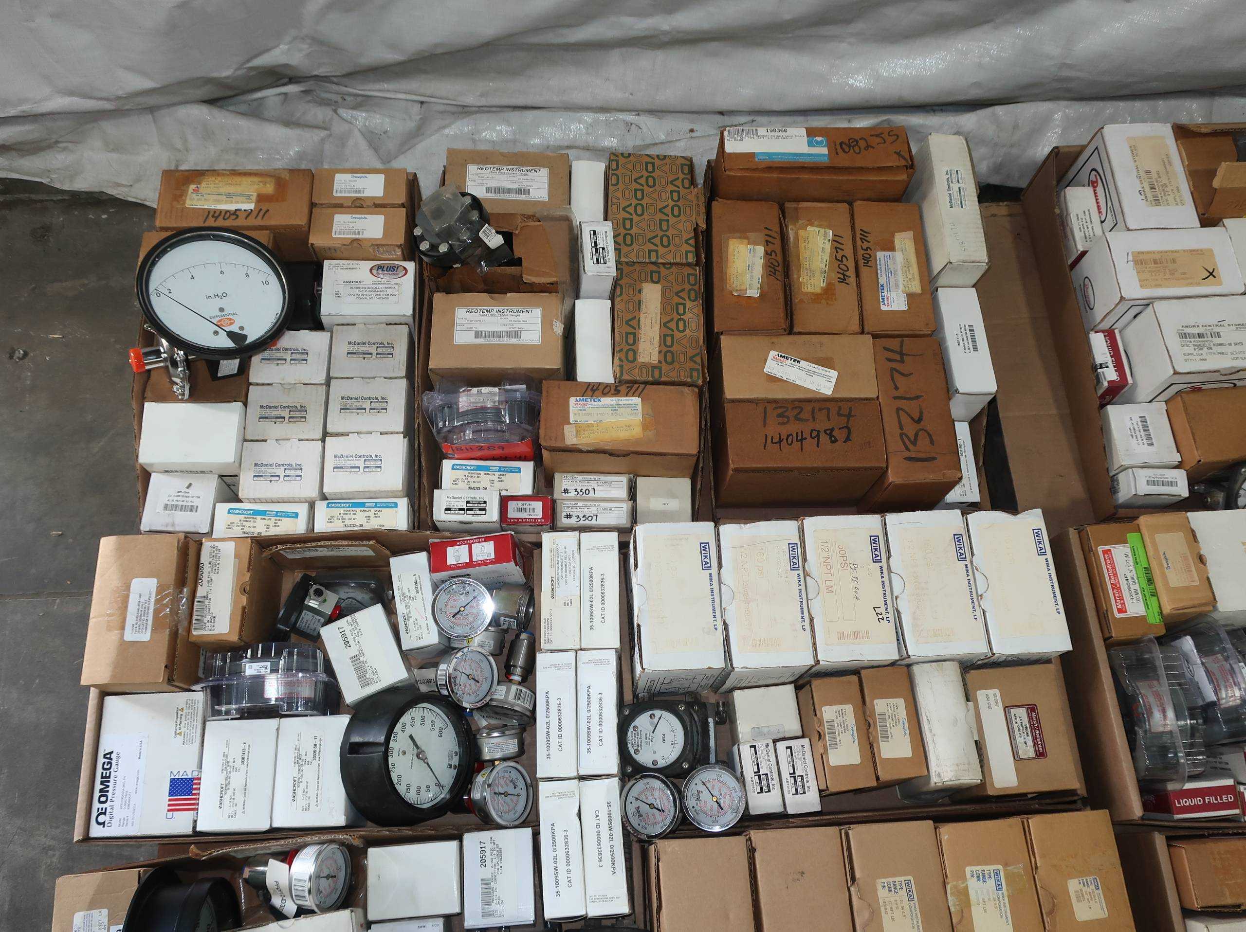 SKU 1760685 - 3 PALLETS OF ASSORTED PRESSURE GUAGES - INSTRUMENTATION