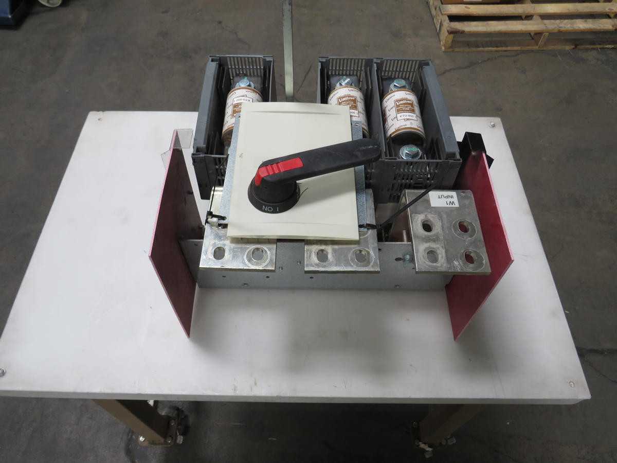 ABB OES800L12 DISCONNECT SWITCHES, 3-POLE, 600 VAC, 800 A, 600 HP, 1000 V UI, 8 KV UIMP - SWITCHES
