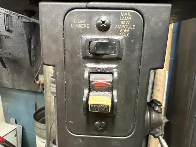 CRAFTSMAN 20-IN UPRIGHT DRILL PRESS - undefined