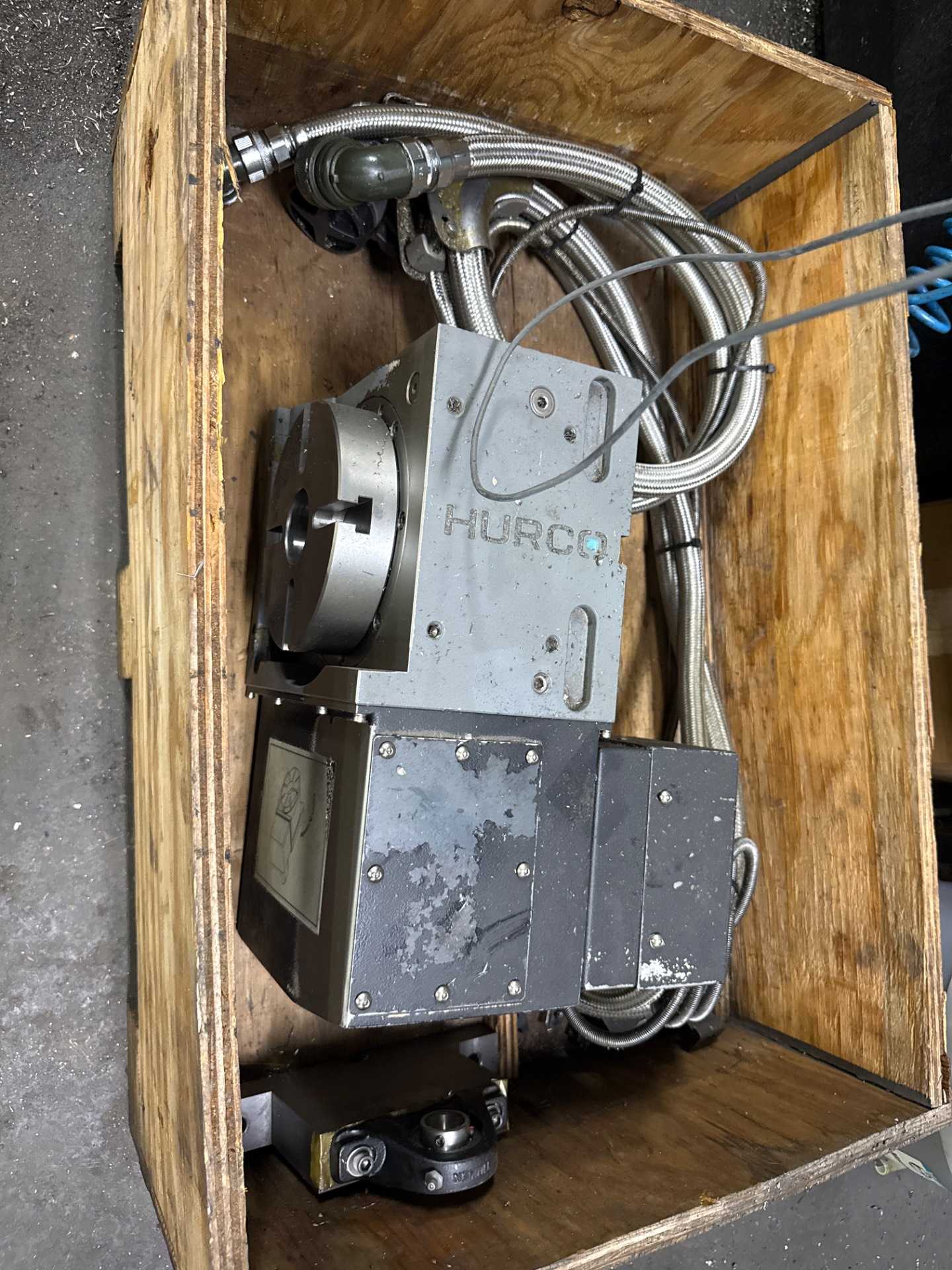 2023 HURCO VMX30I VERTICAL MACHINING CENTER 30X20X24IN, 12K RPM, 18HP, CAT40, 30ATC, 40X20TBL - VERTICAL MACHINING CENTERS