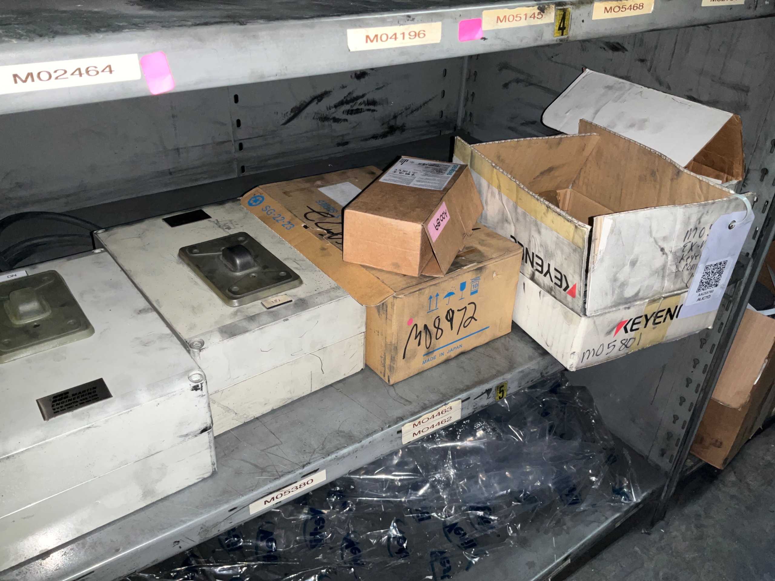 BULK QTY OF AUTOMATION & CONTROLS - AUTOMATION & CONTROLS